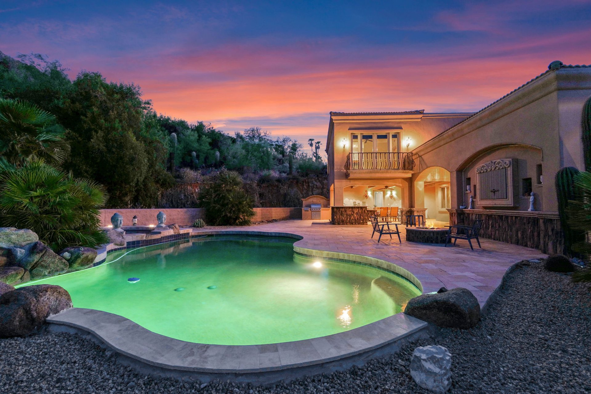 4141 E LAKESIDE Lane