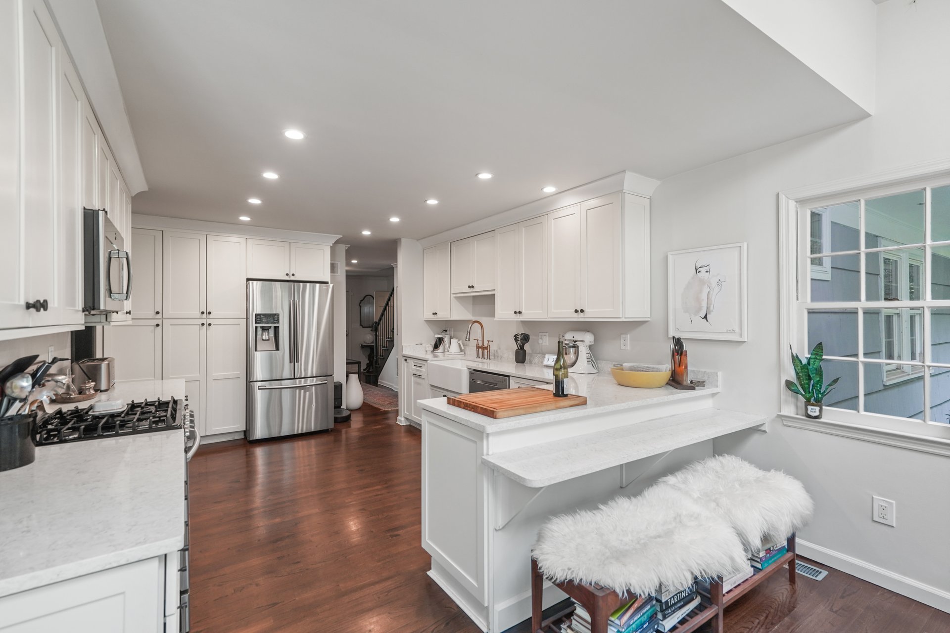 5 Brook Farm Road