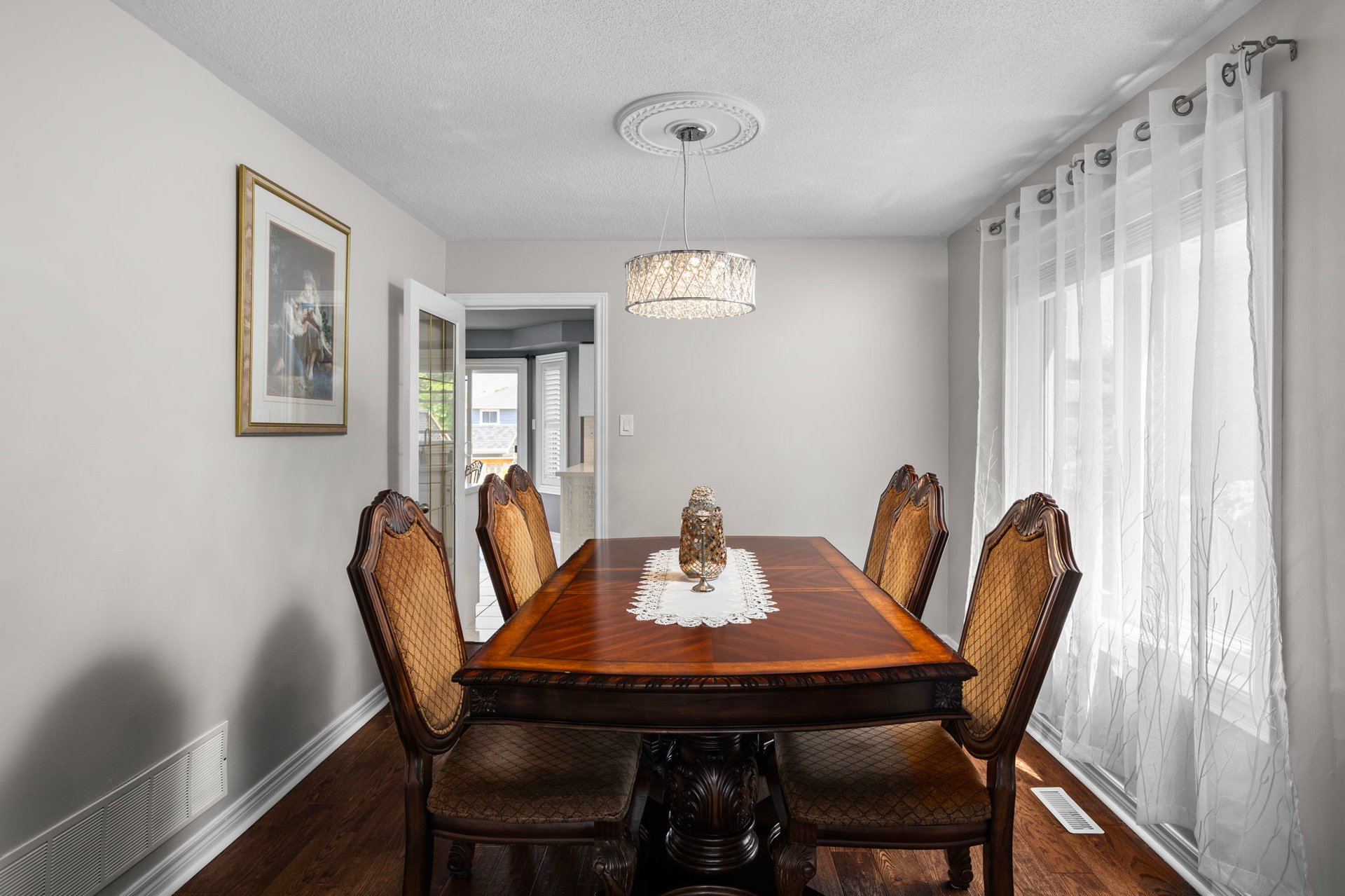 90 Bishop Drive, Barrie