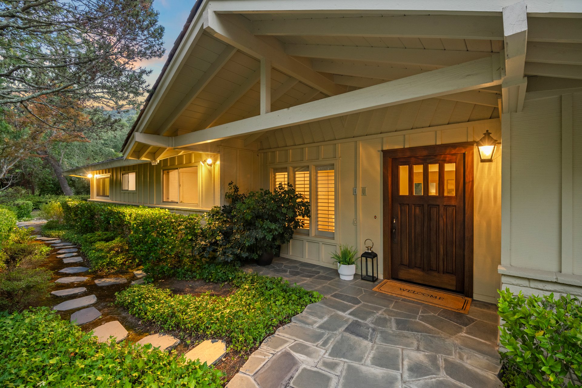 15355 Peach Hill Rd, Saratoga