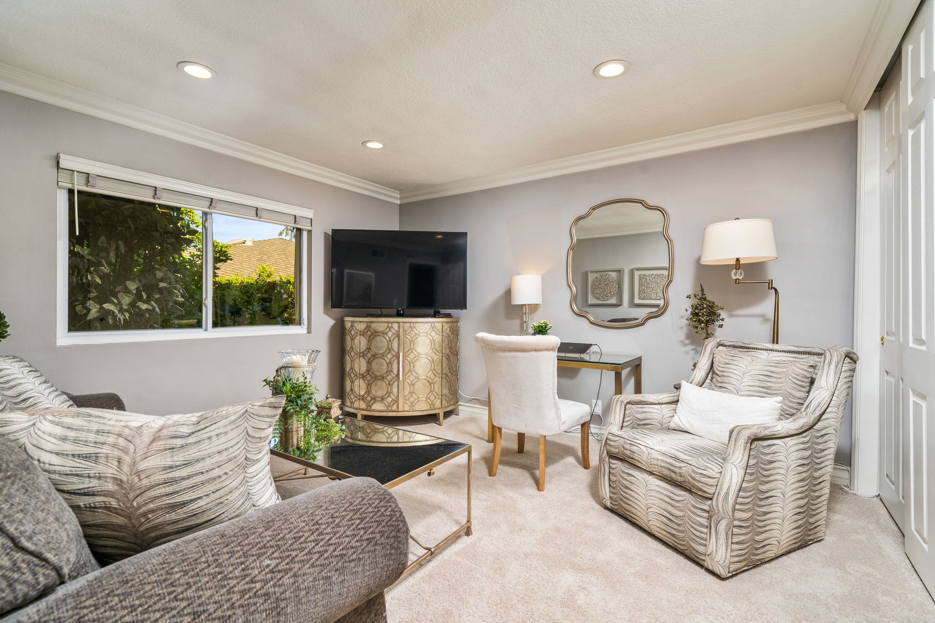 2309 Perry Court
