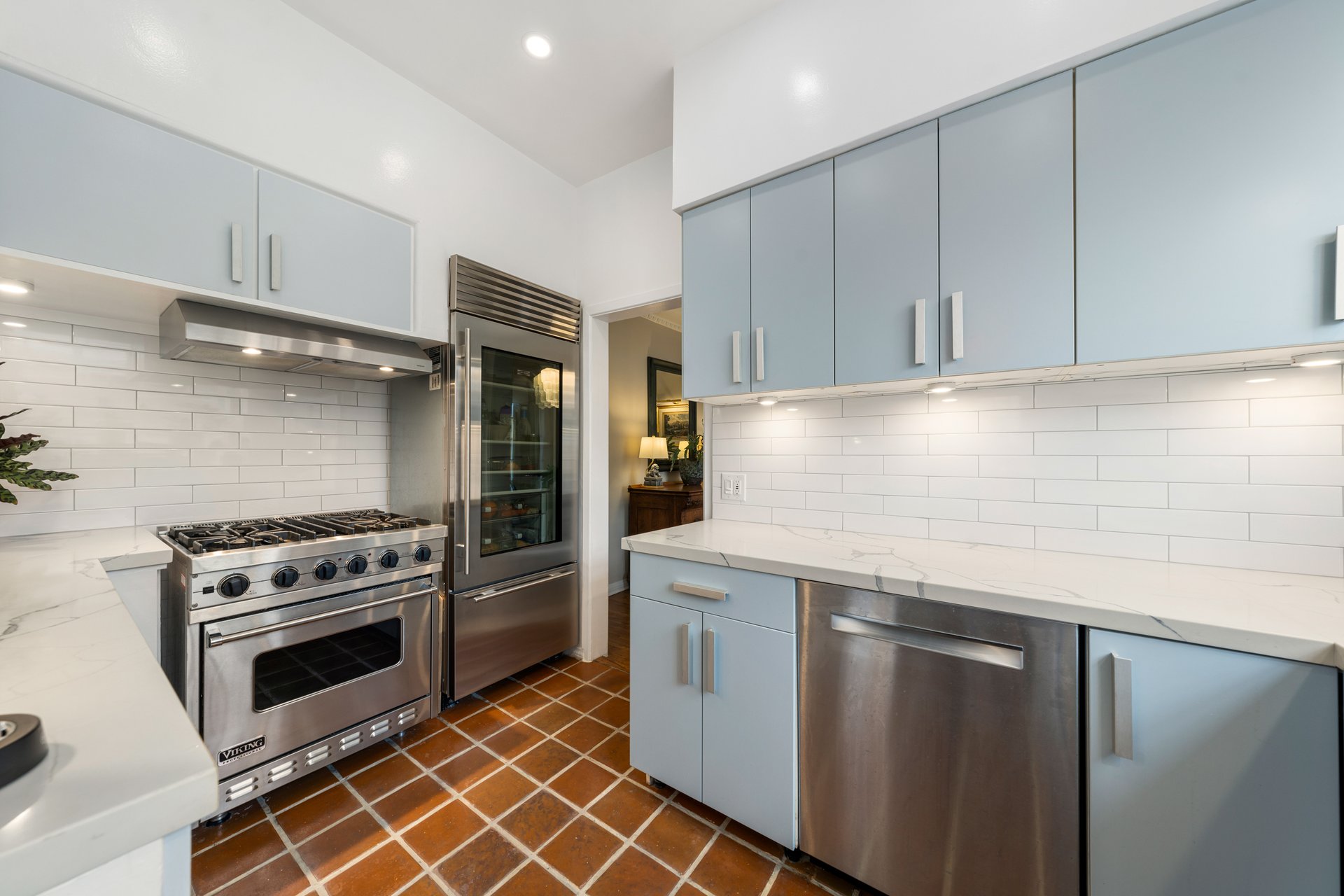 6427 Orange St, Beverly Grove