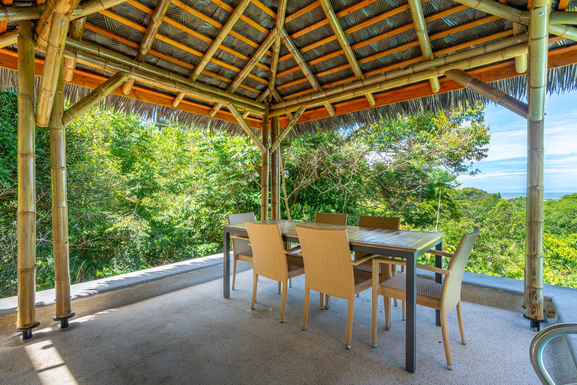 Casa Chiquita - Ocean View Retreat in the Heart of Ojochal – 3 Bed, 3 Bath with Pool, Fruit Trees & Prime Location