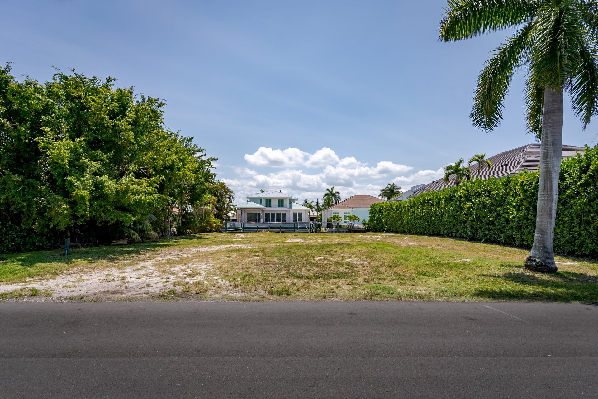 2165 Tarpon Road