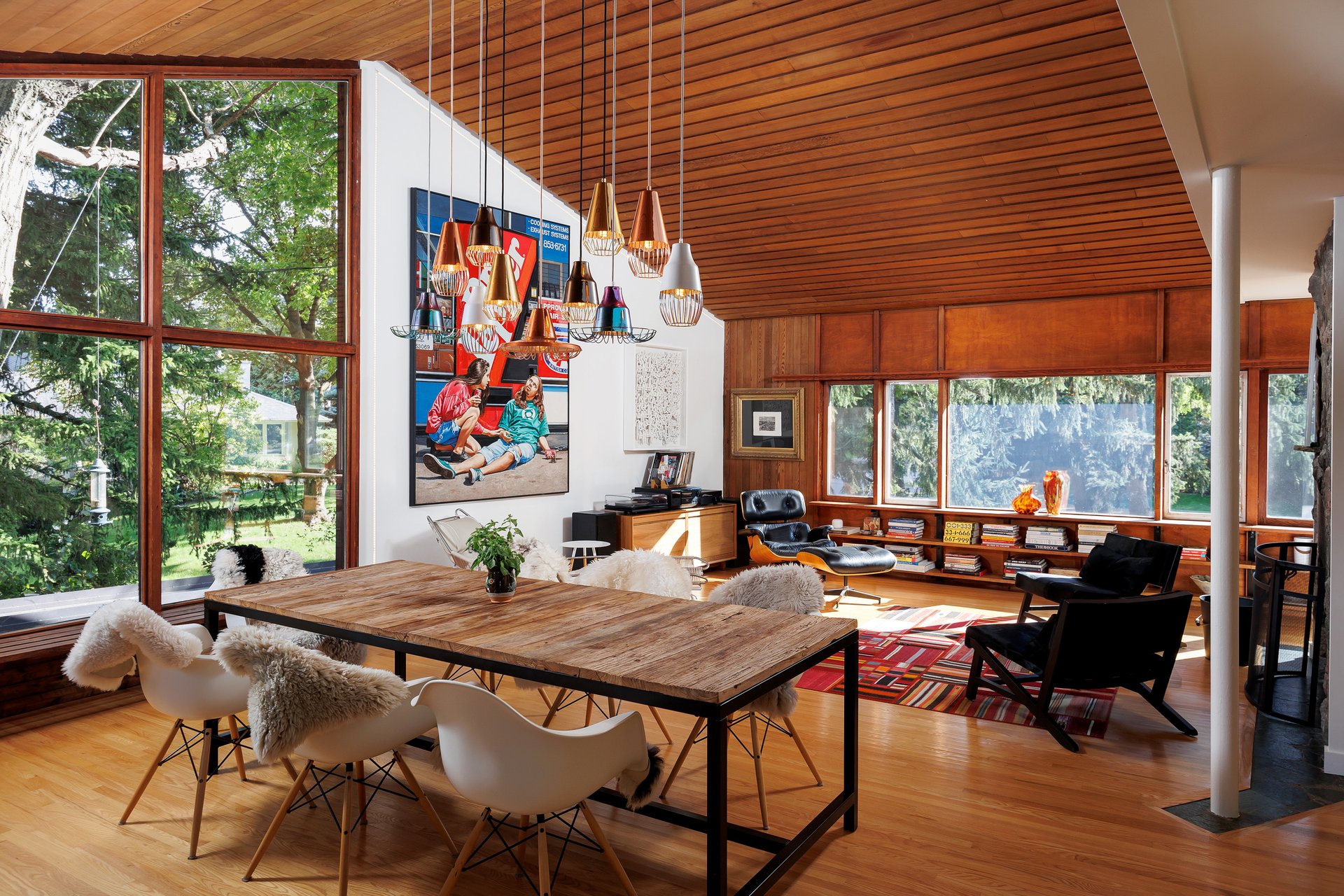 Kingsway Mid-Century Modern