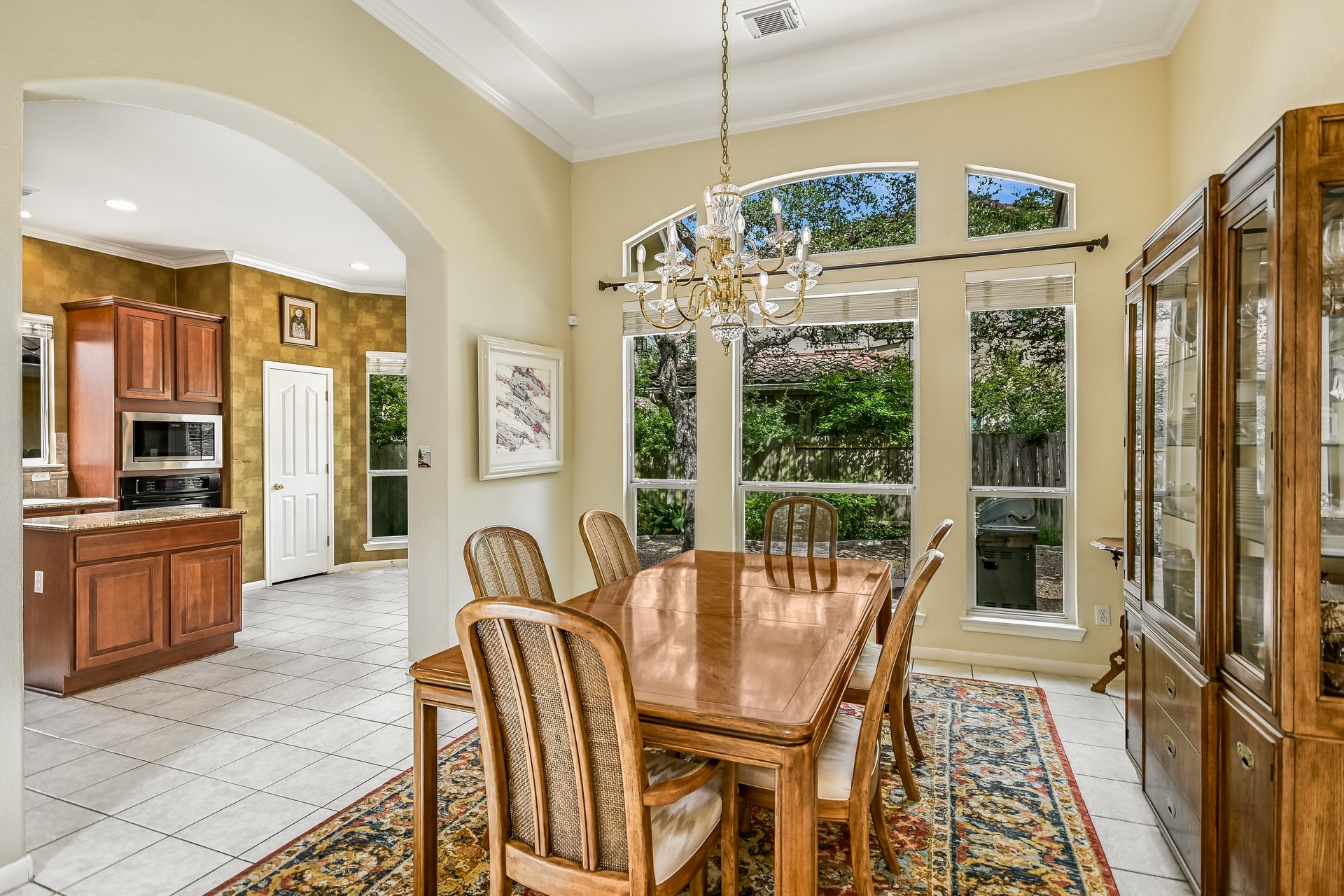 6433 Tasajillo Trail