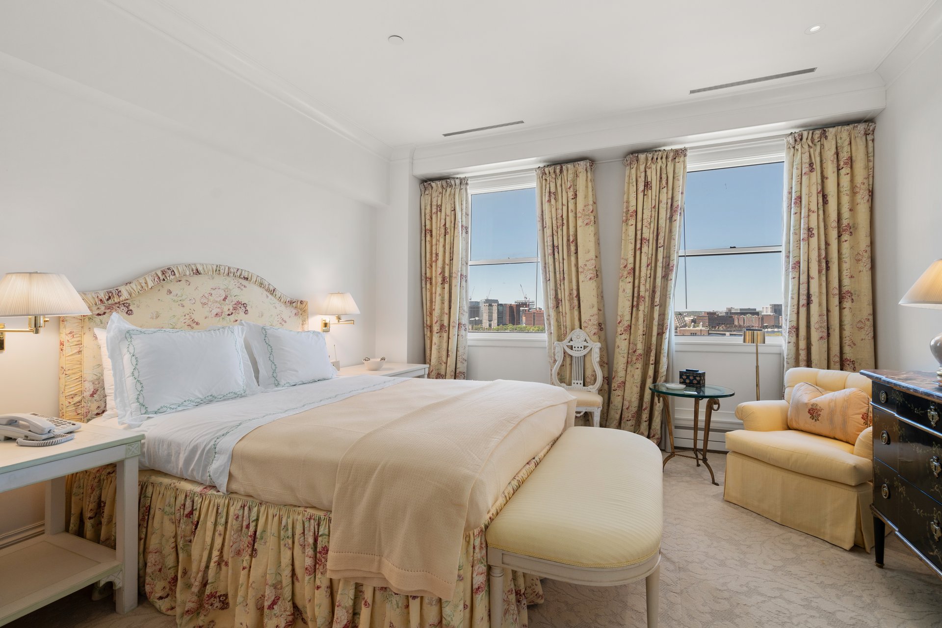 The Carlton House 16BCD