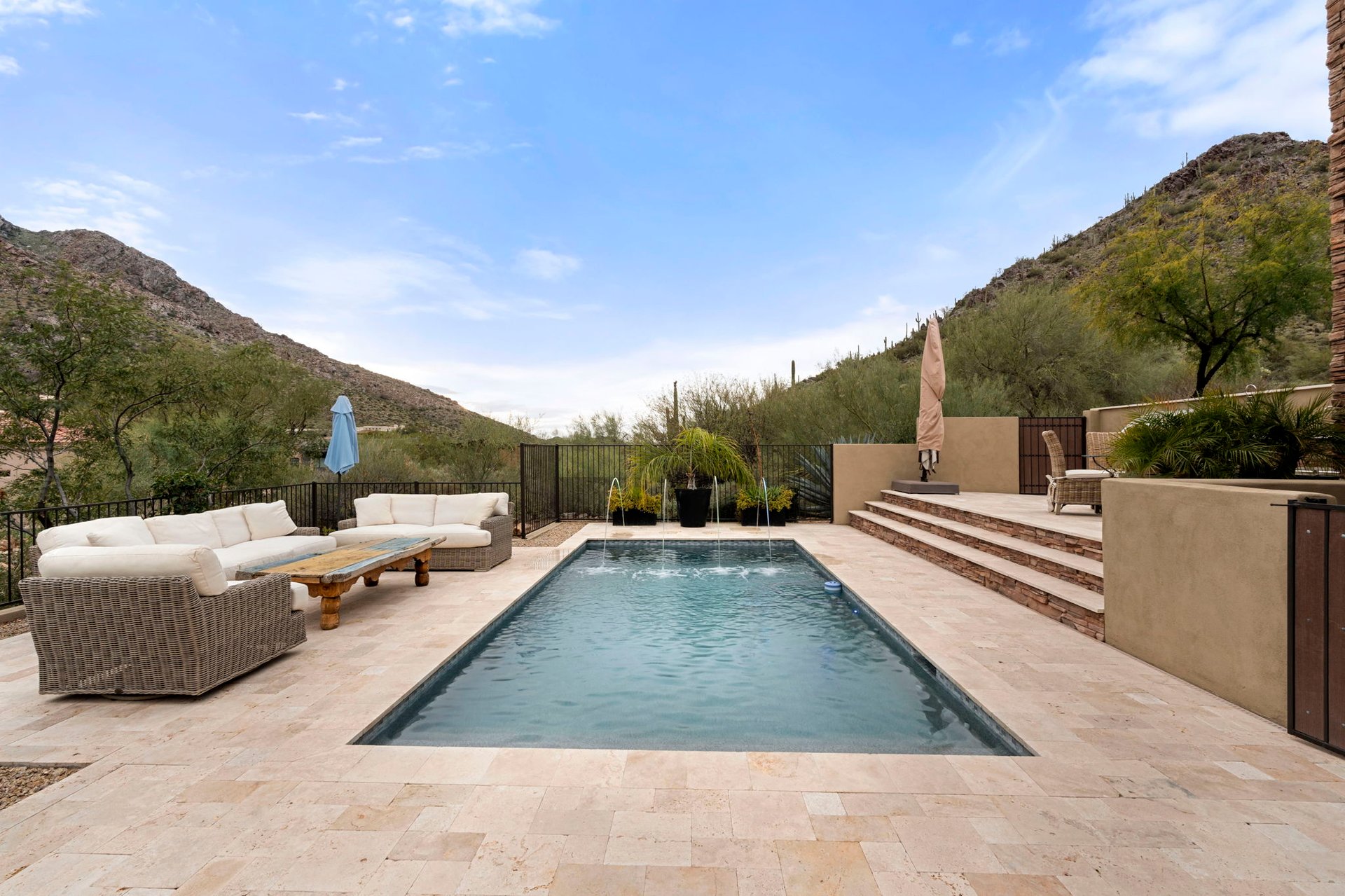 11923 E CASITAS DEL RIO Drive