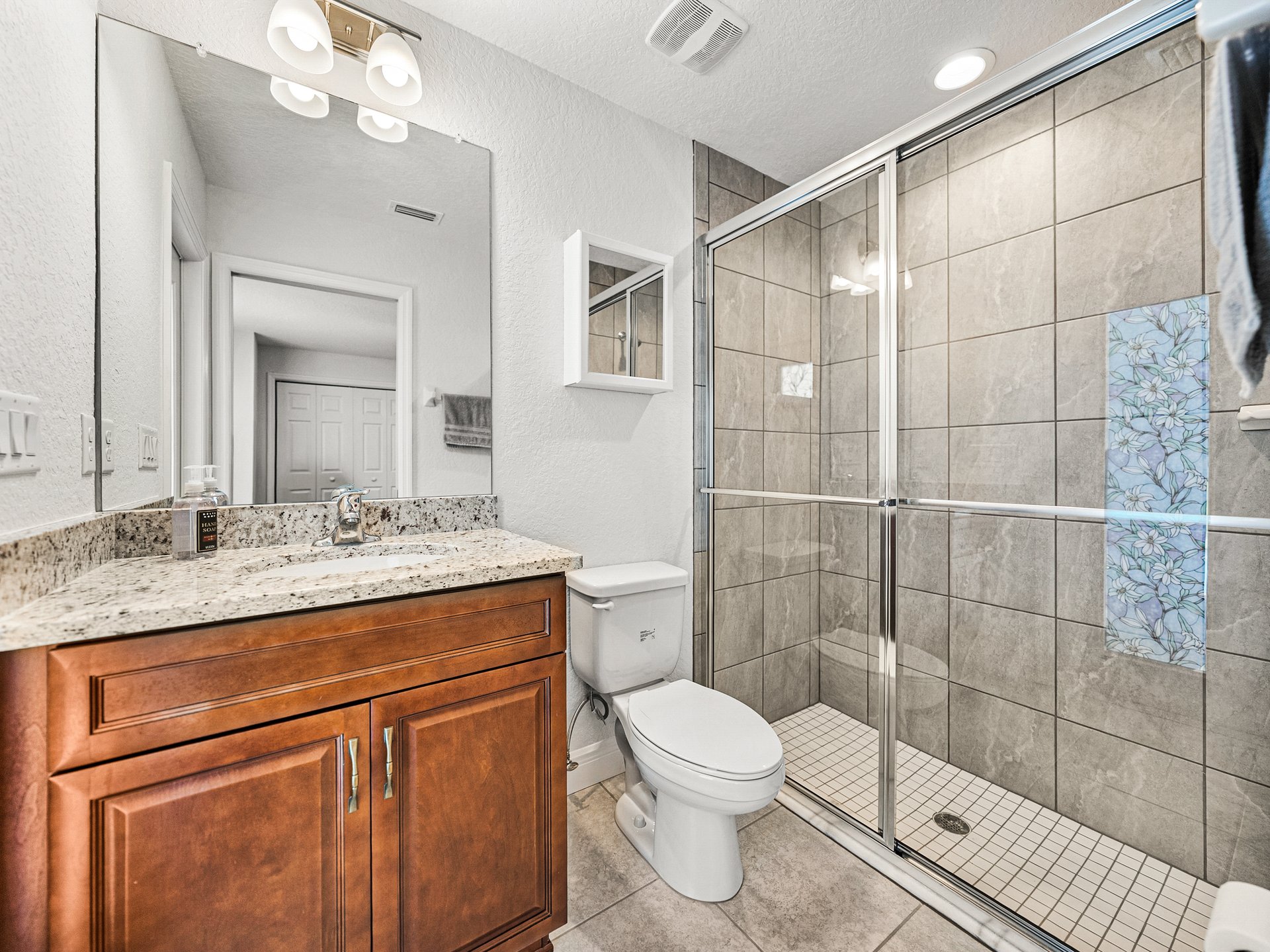 17703 COUNTRY SQUIRE LN