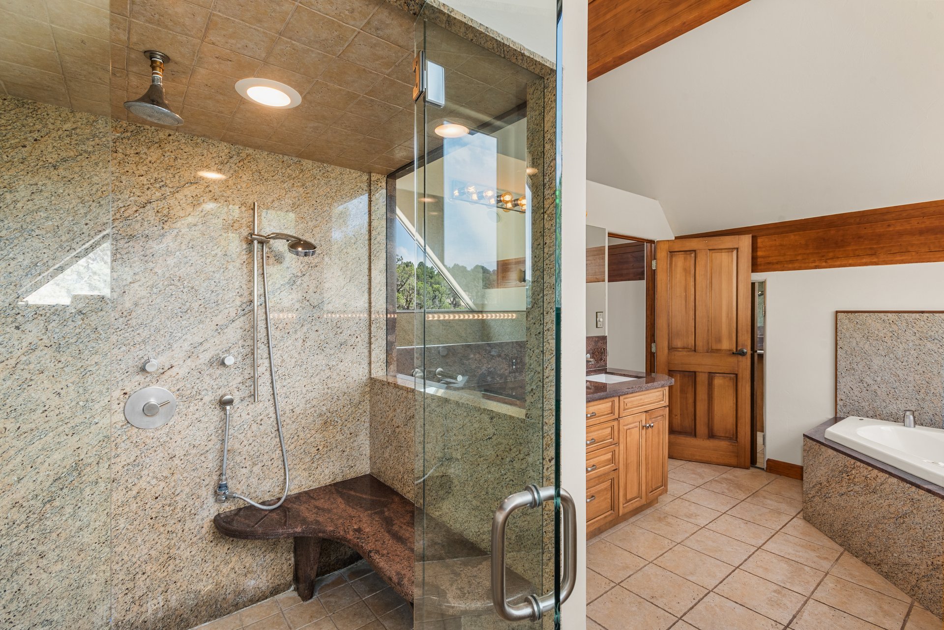 Centrally Located Mountain Chalet in Basalt 