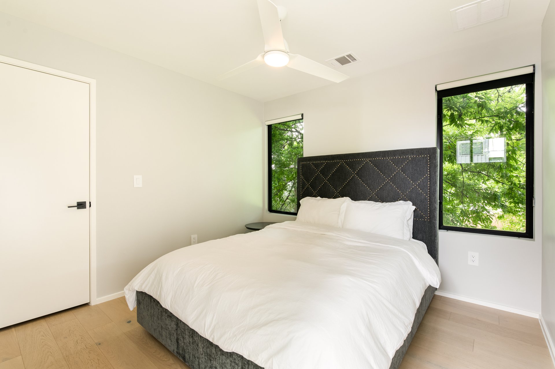 404 W Milton