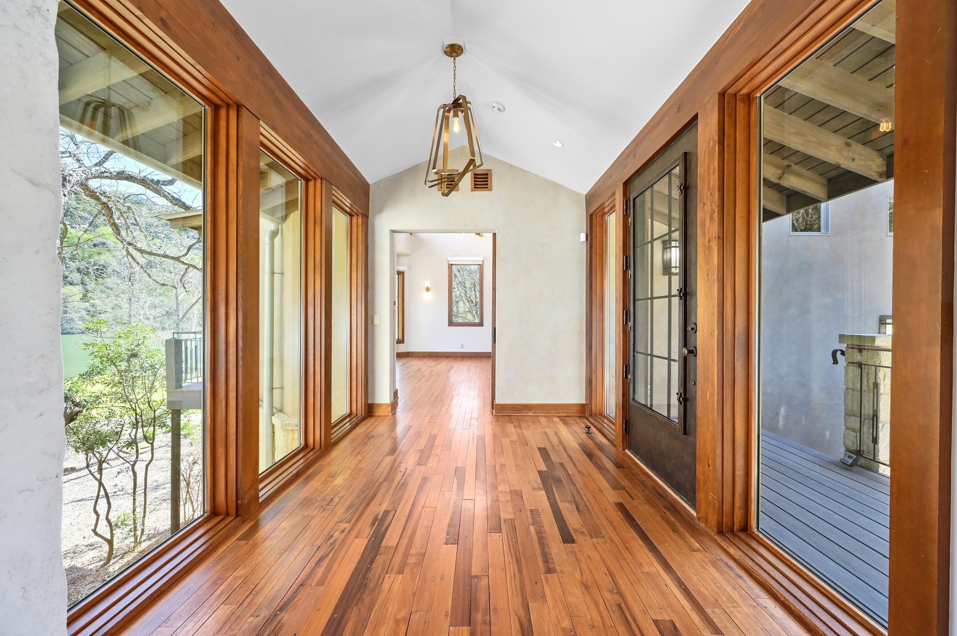 2908 Oestrick Lane 