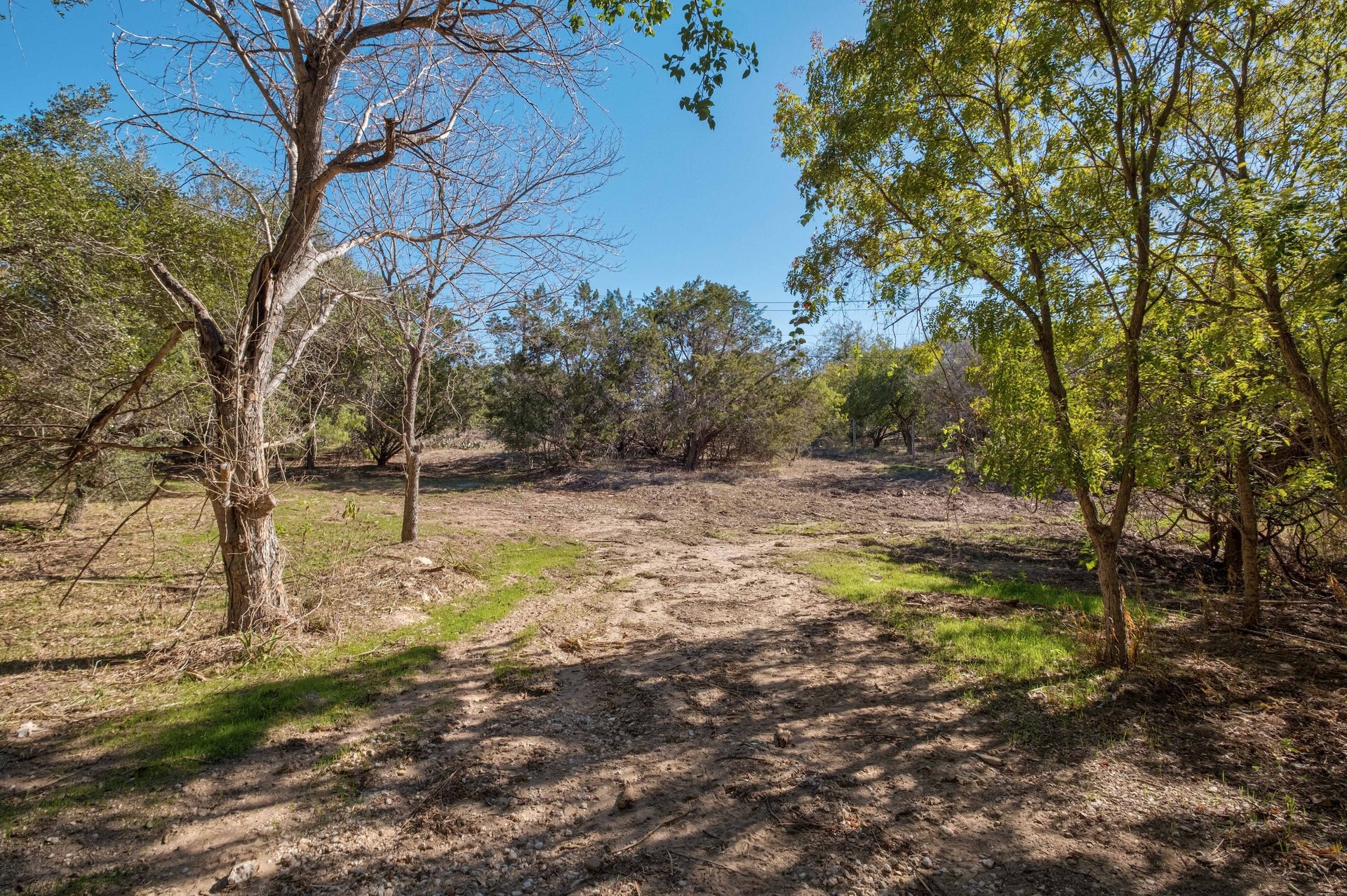 12601 and 12605 River Bend