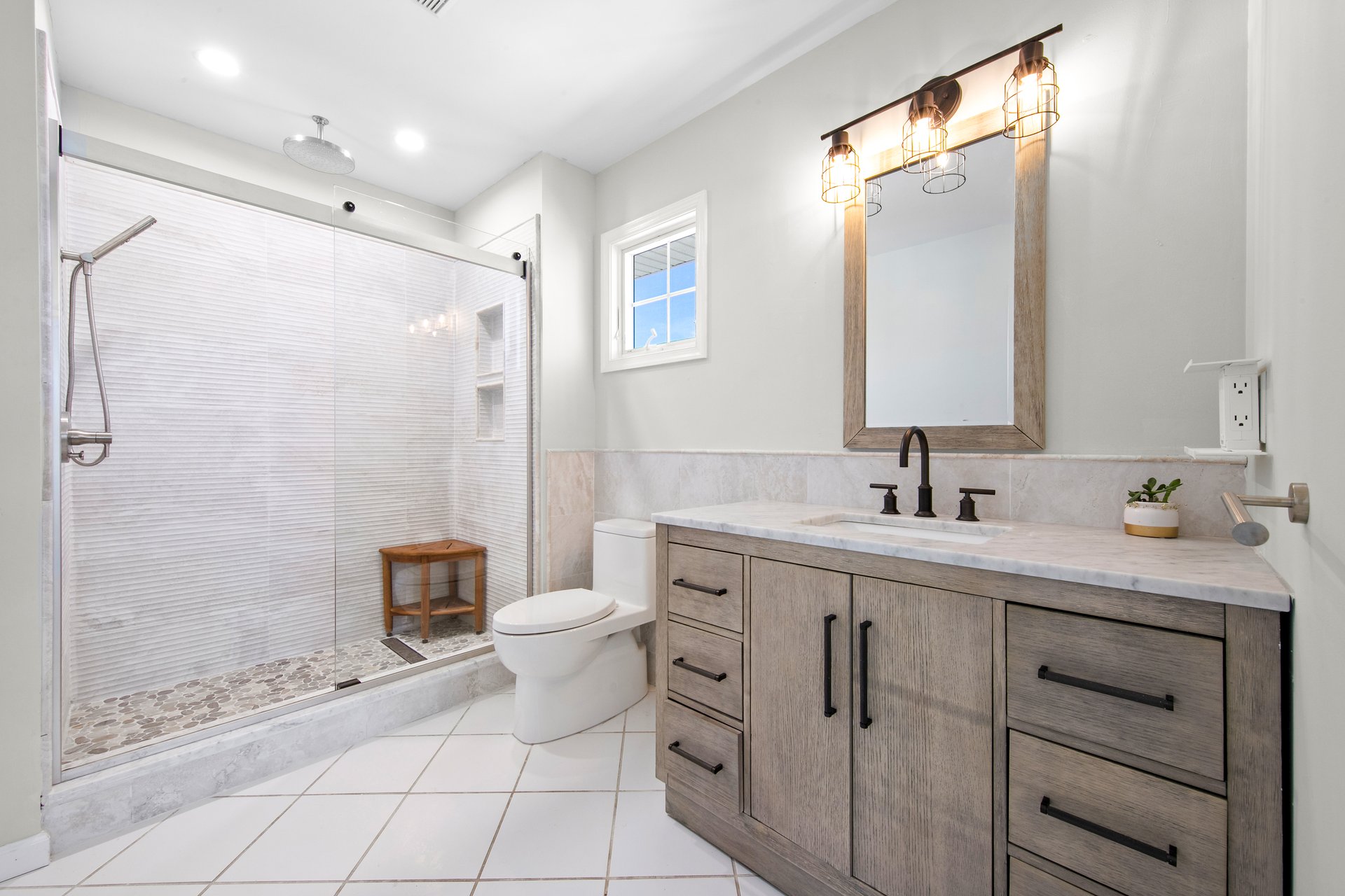 325 Iroquois Avenue, Beach Haven