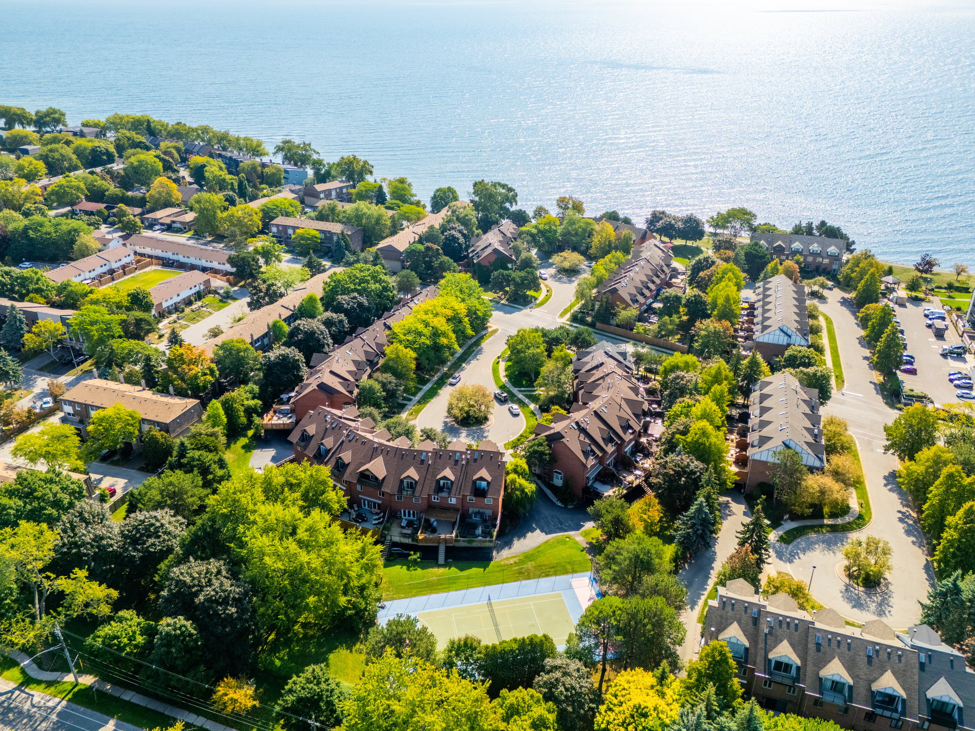 63 Tradewind Drive, Oakville
