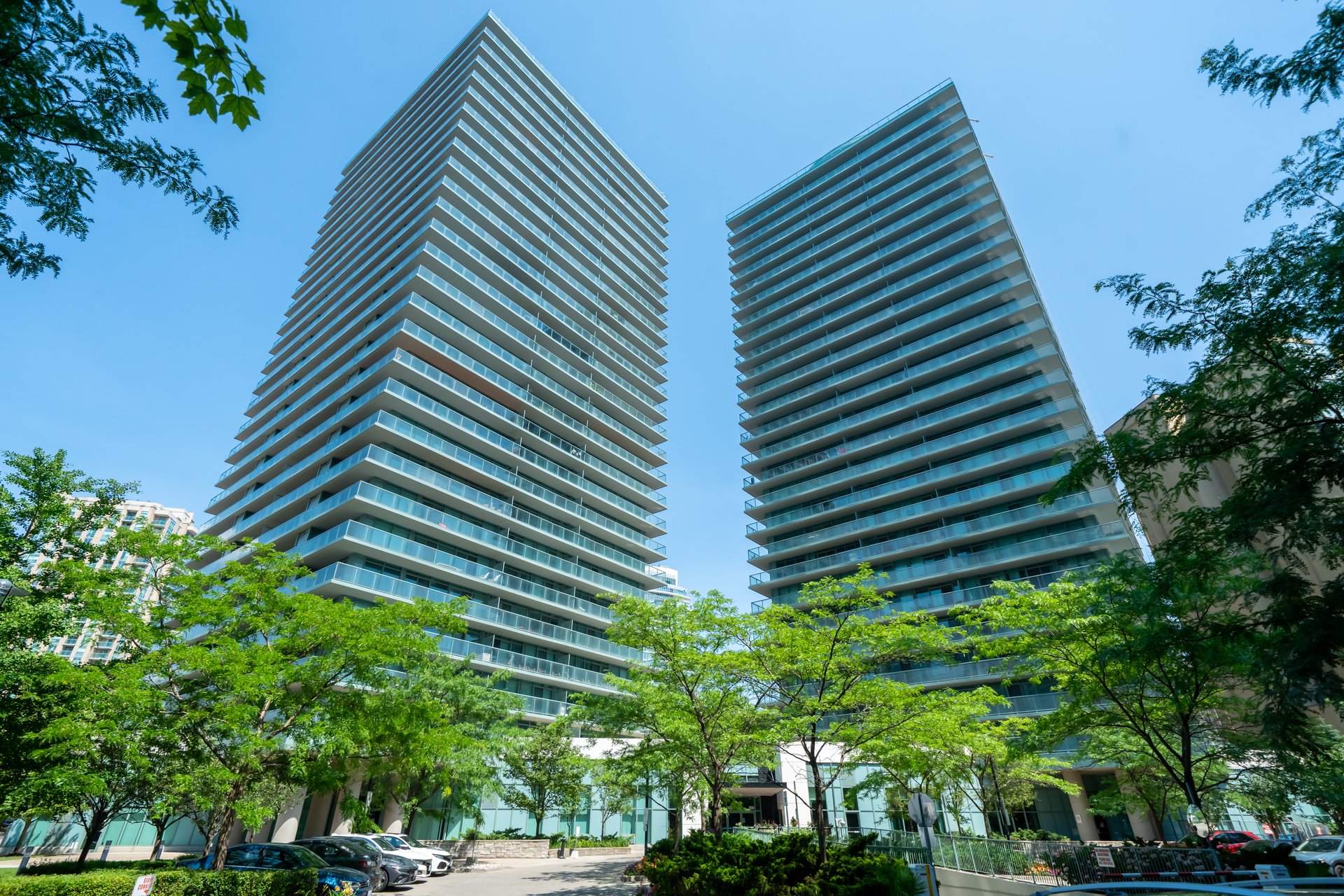 5508 Yonge St PH03