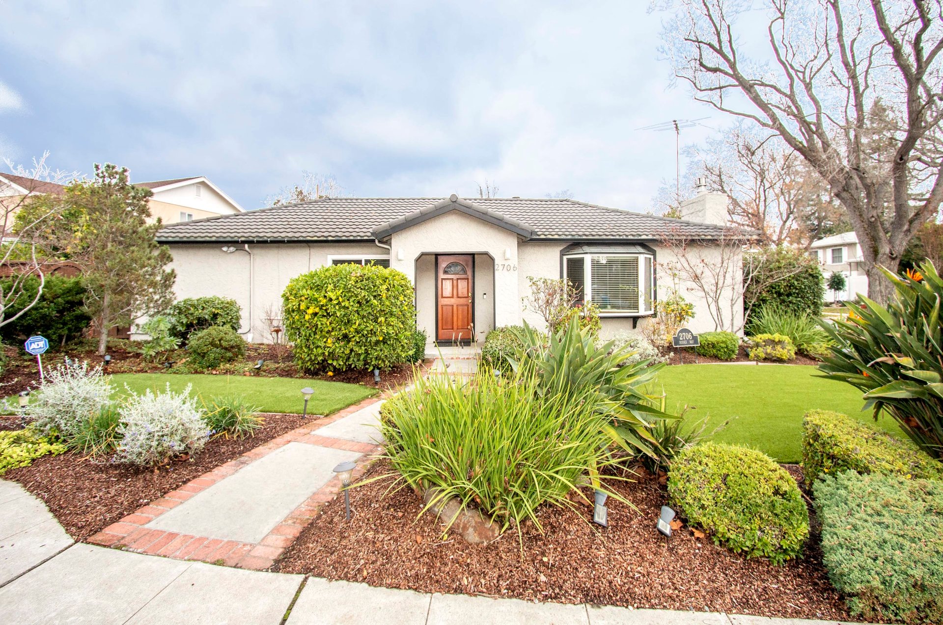 2706 Sussex Way