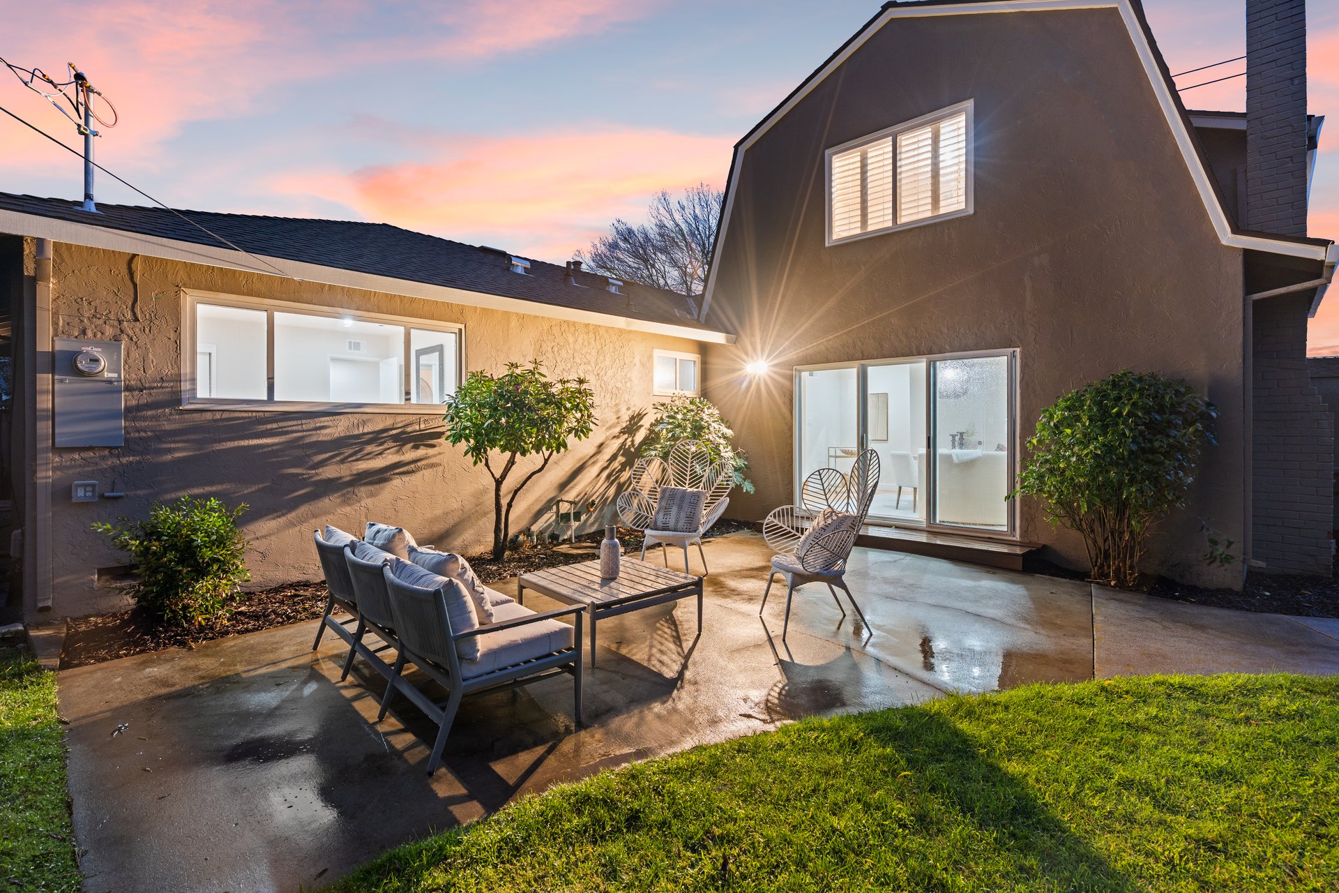 699 Cornell DR