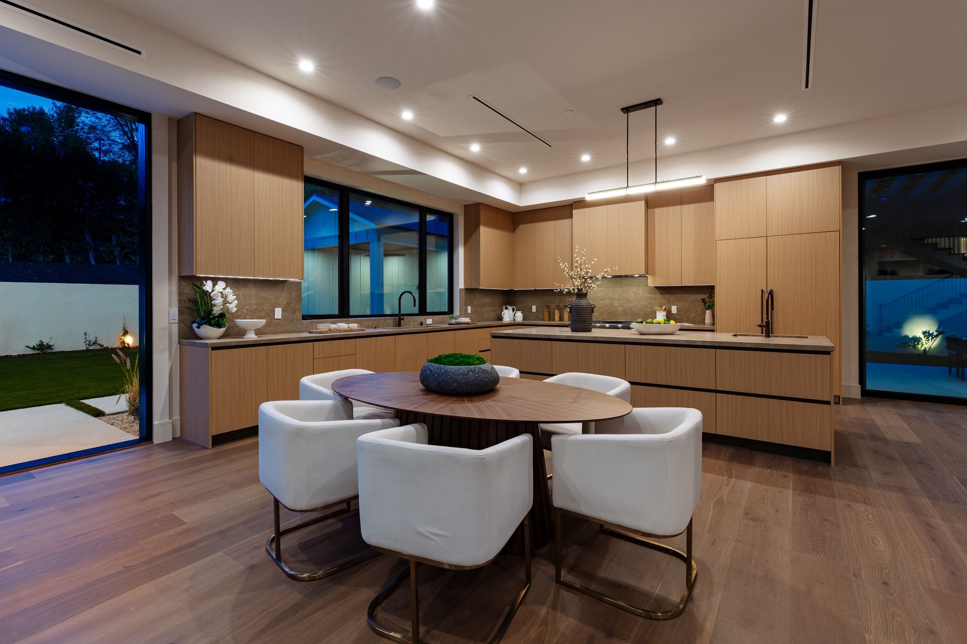 18100 Karen Dr
