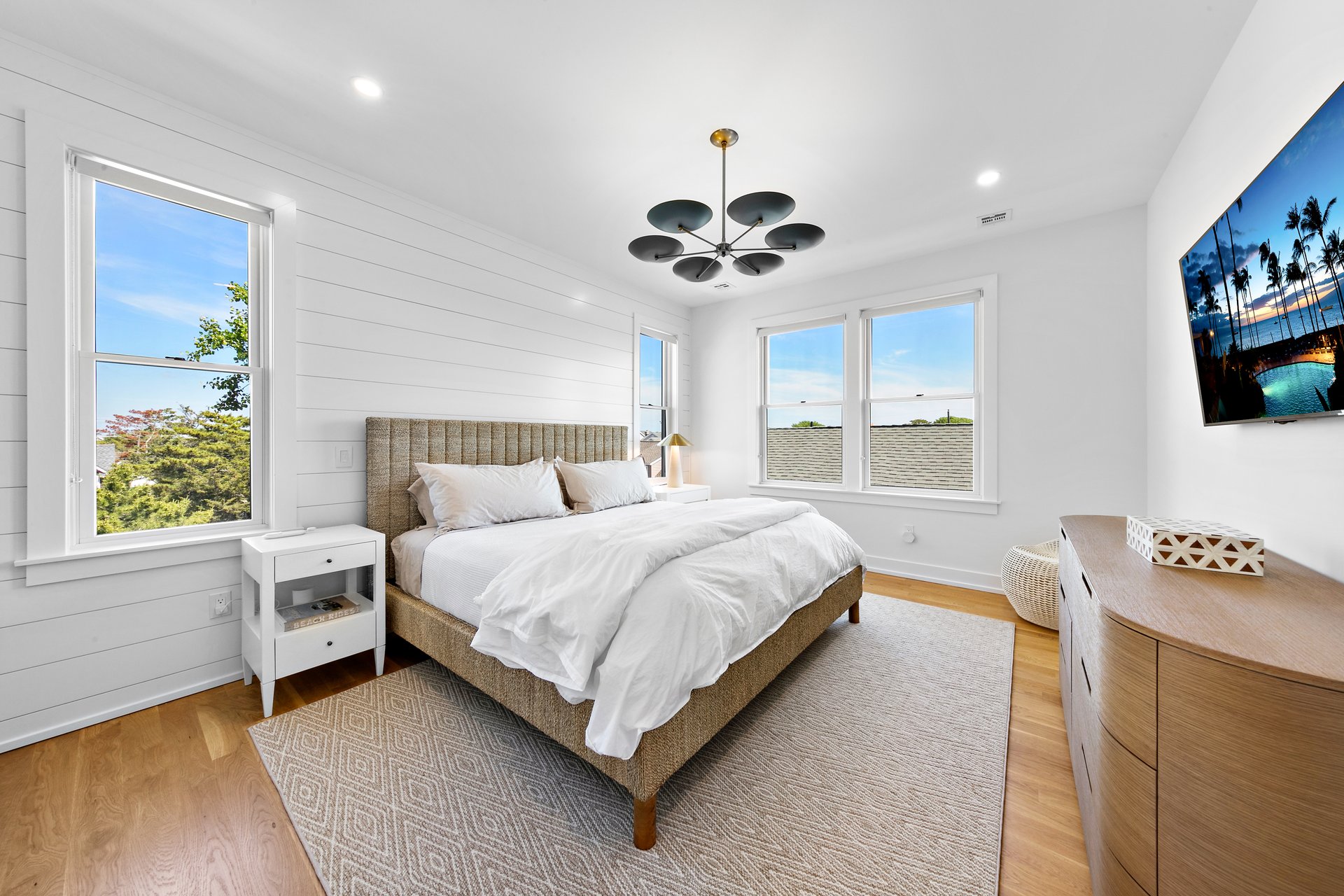 1110 S Beach Avenue, Beach Haven