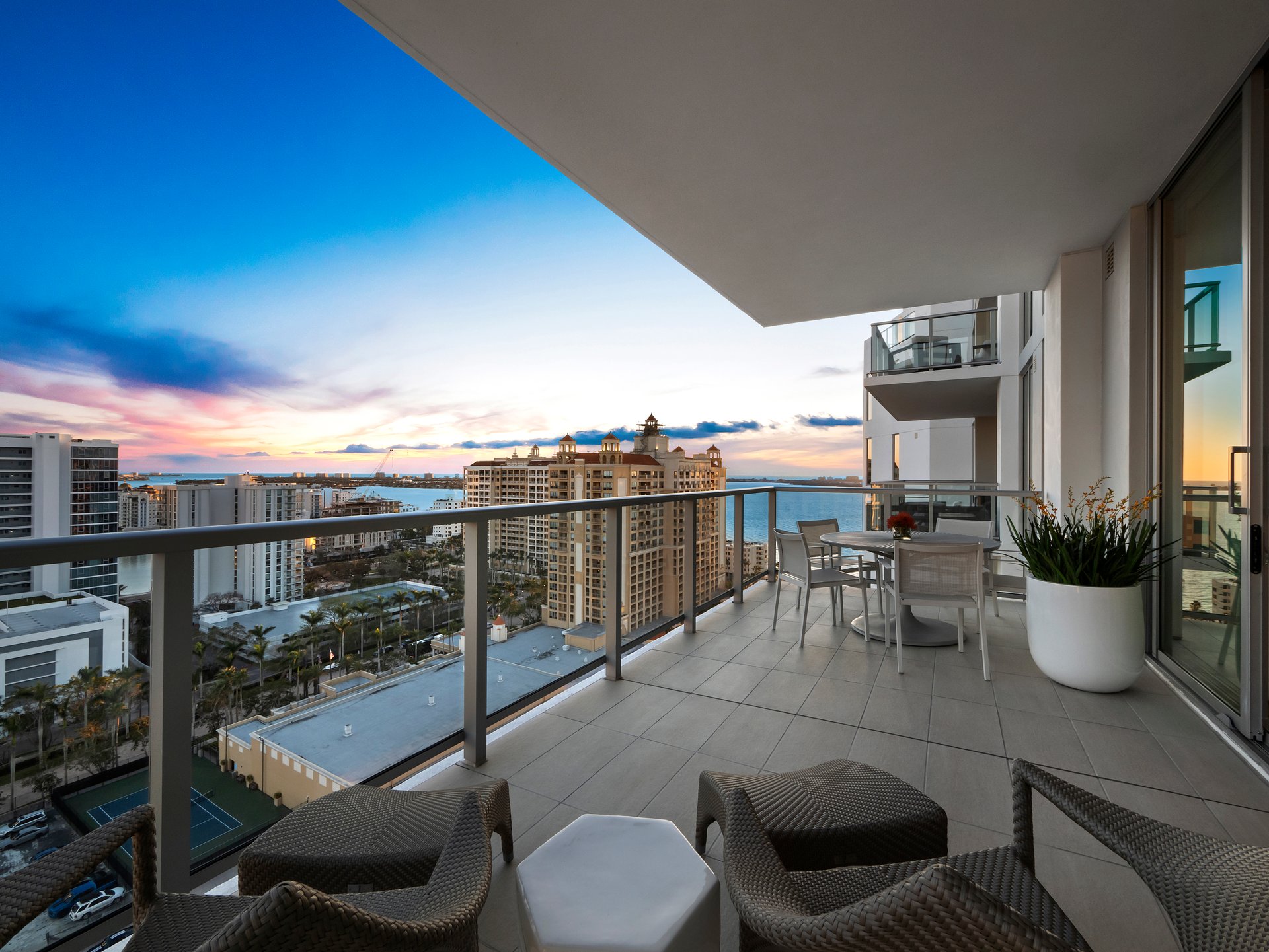 301 QUAY COMMONS #1708