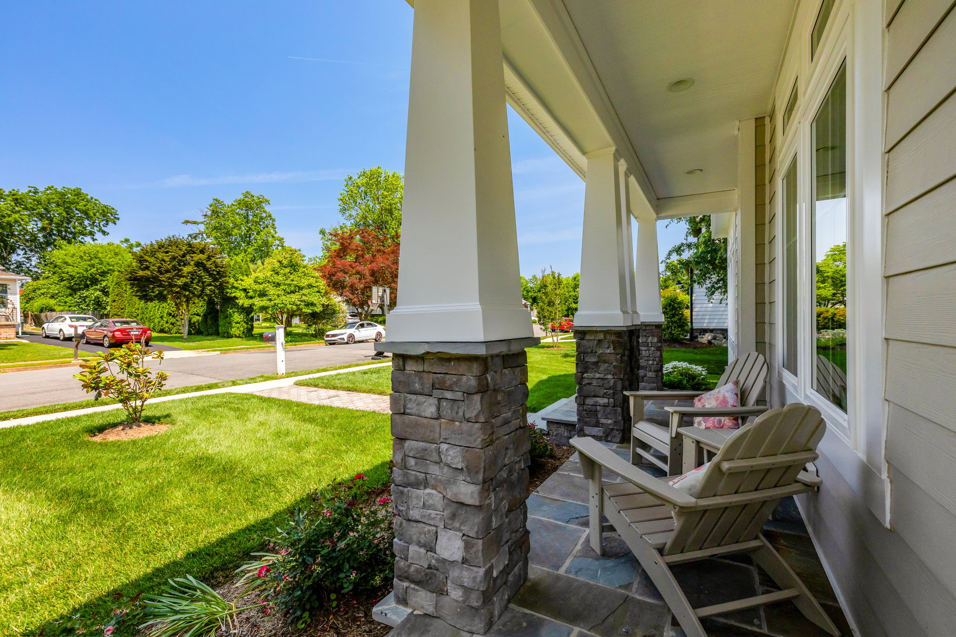 300 Jade Ct NW