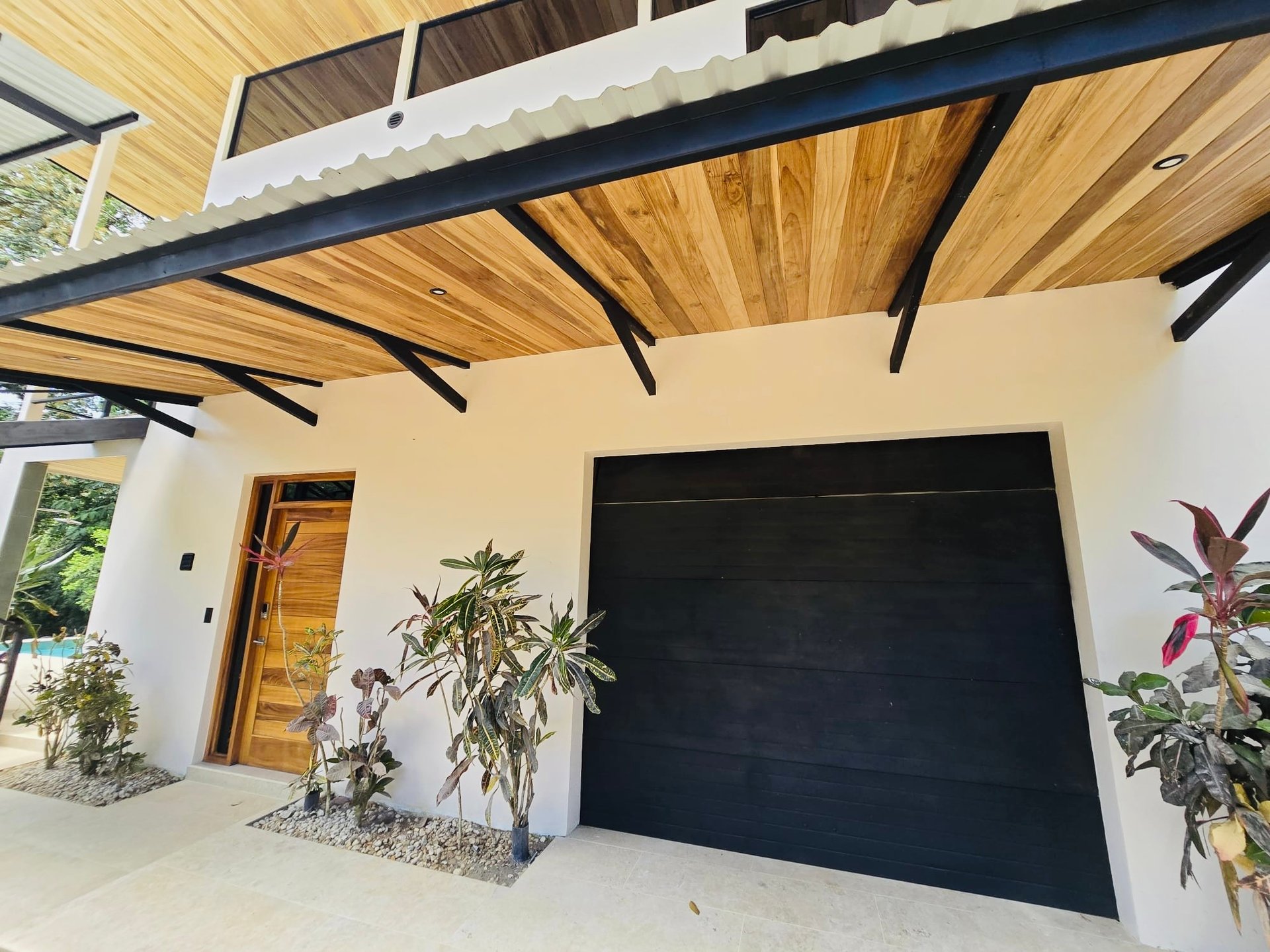 Jardines del Morete Riverside Oasis | Elegant 5 Bed Luxury Home