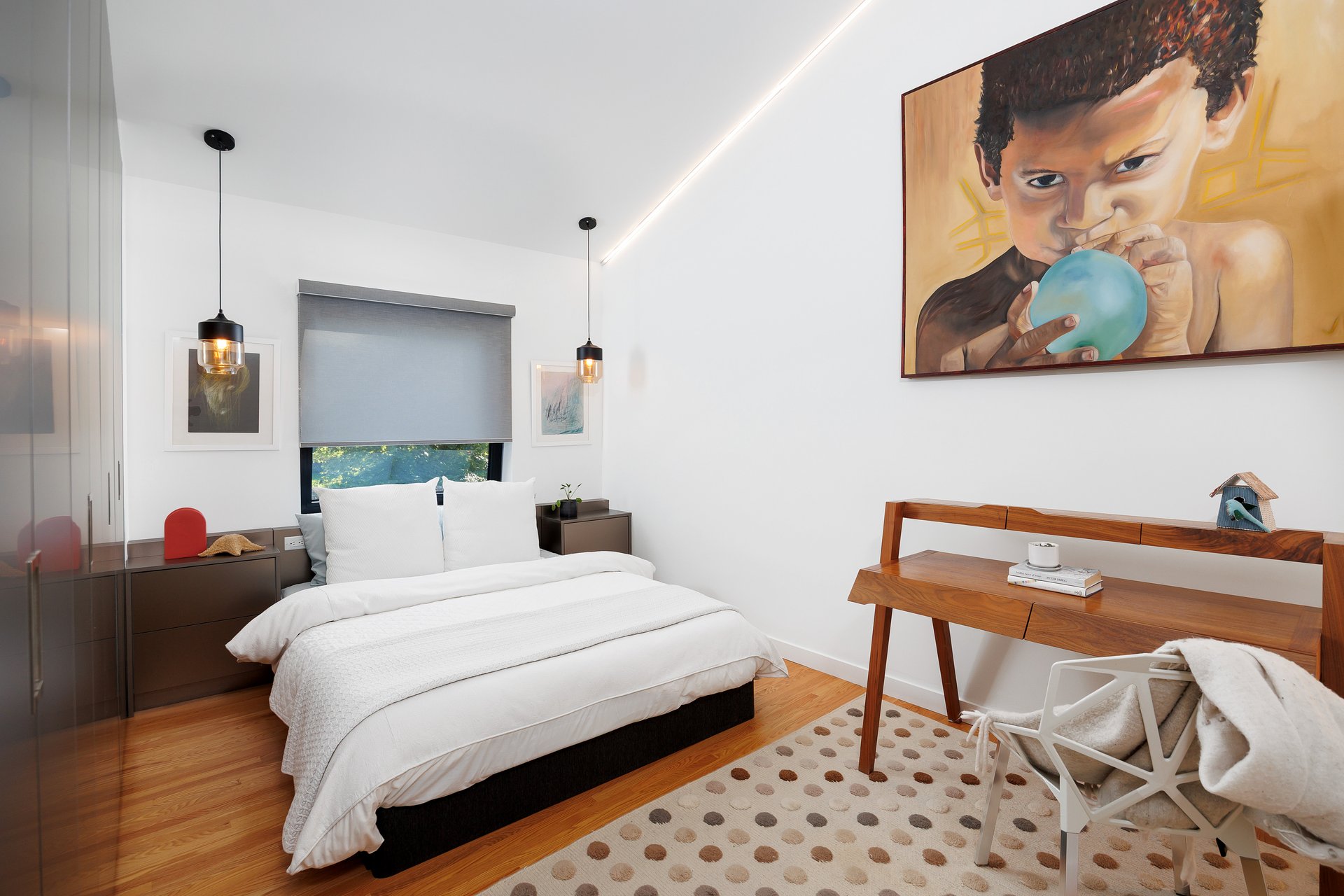 Kingsway Mid-Century Modern
