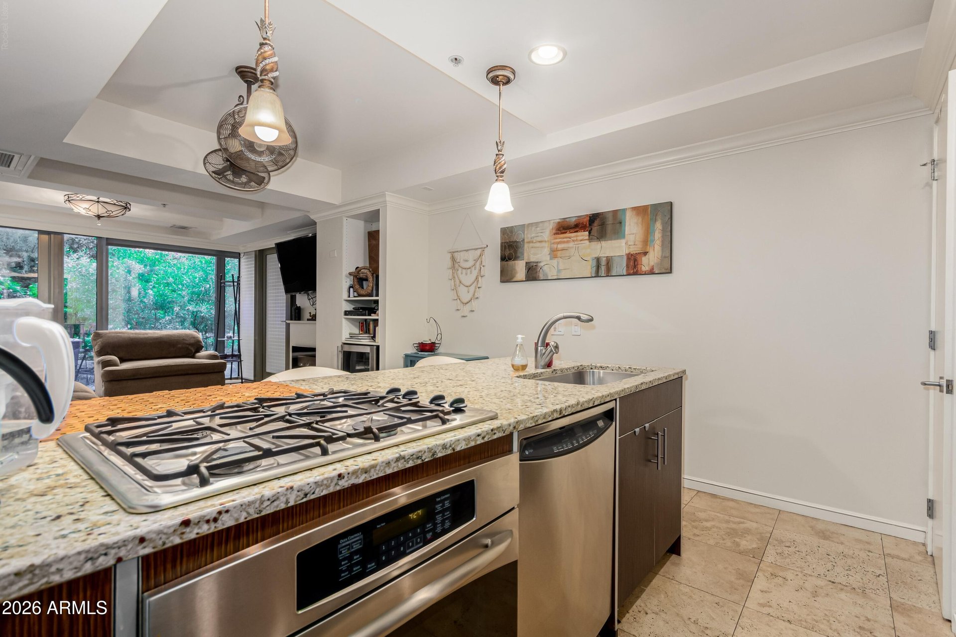 7137 E Rancho Vista Dr, #1008