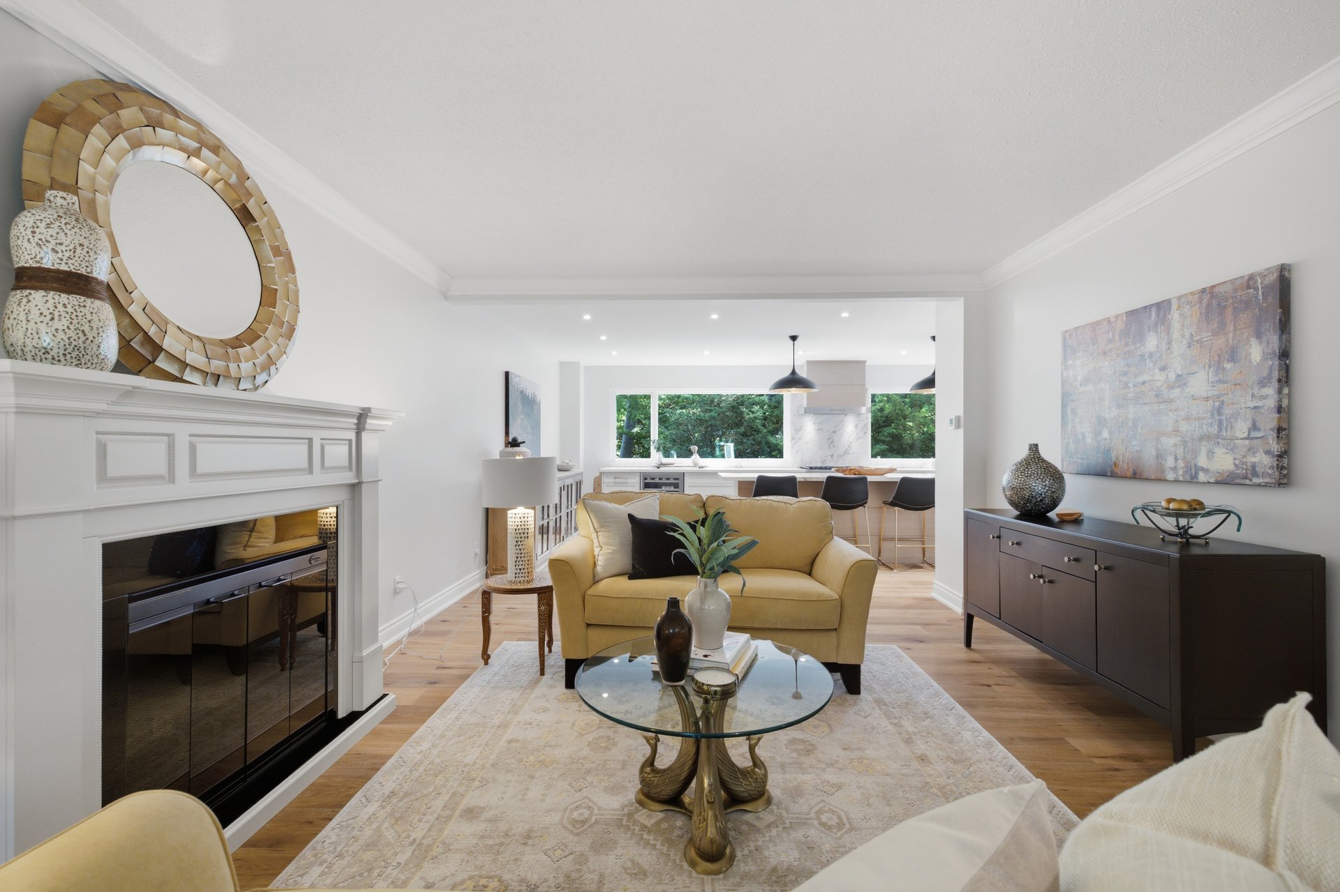 Rare Court Location on Oakville Golf Course