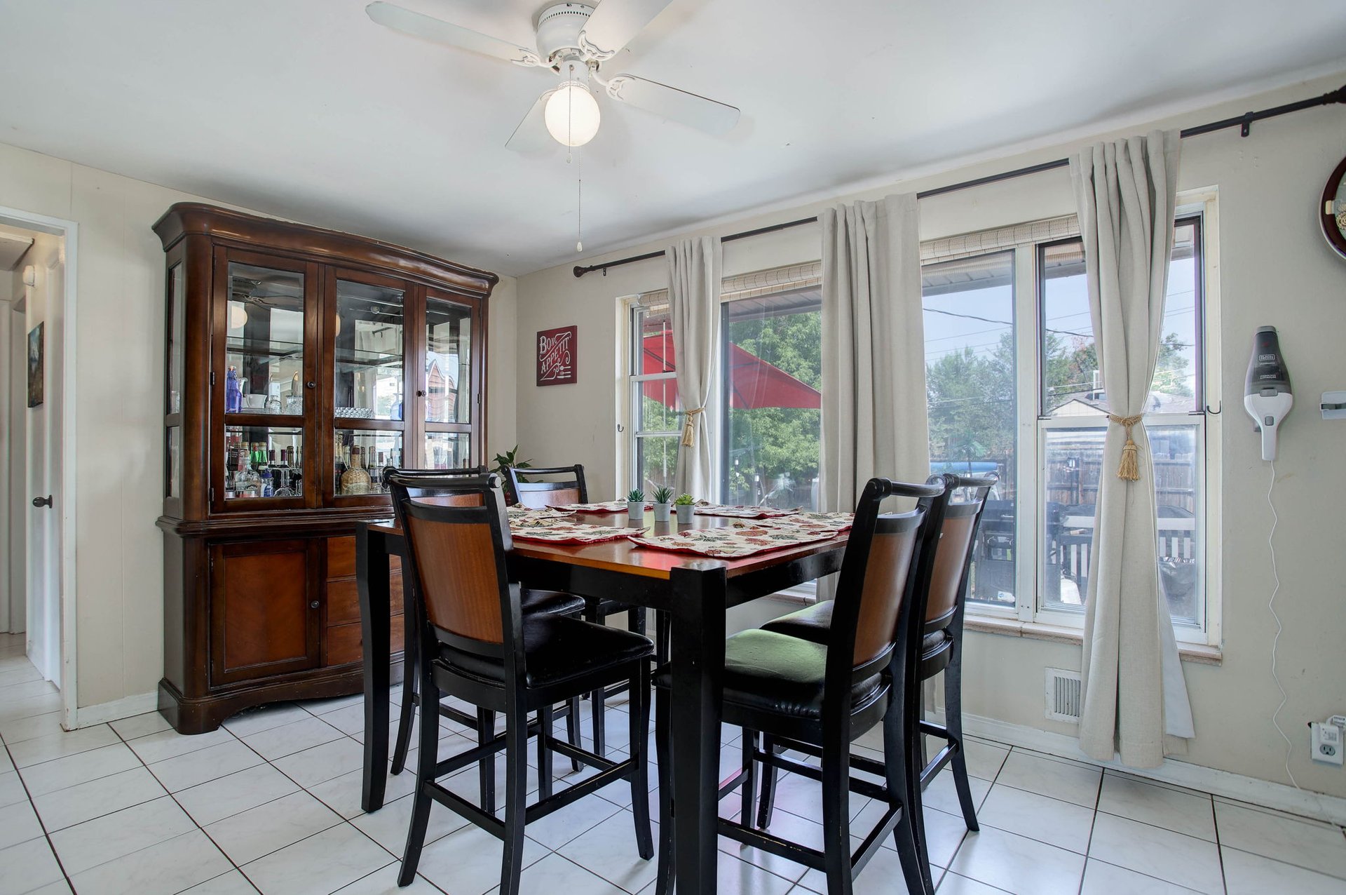 516 Emporia Street