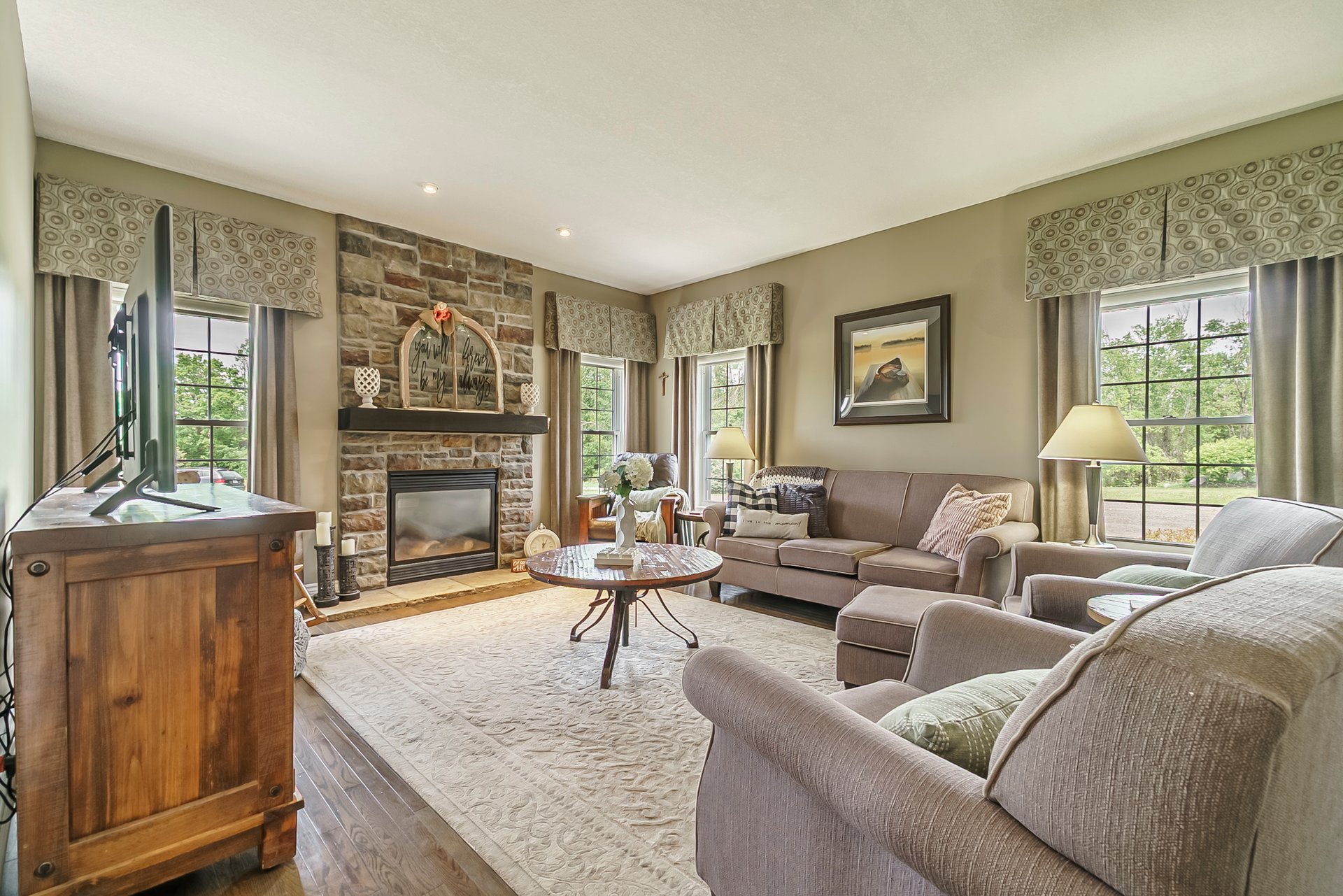 5586 COUNTY RD 2