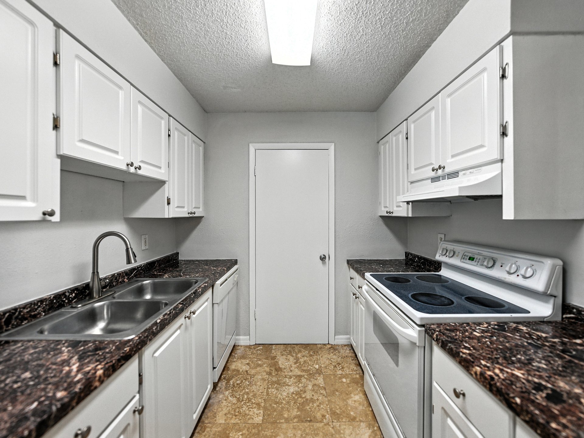 13389 ARBOR POINTE CIR #203