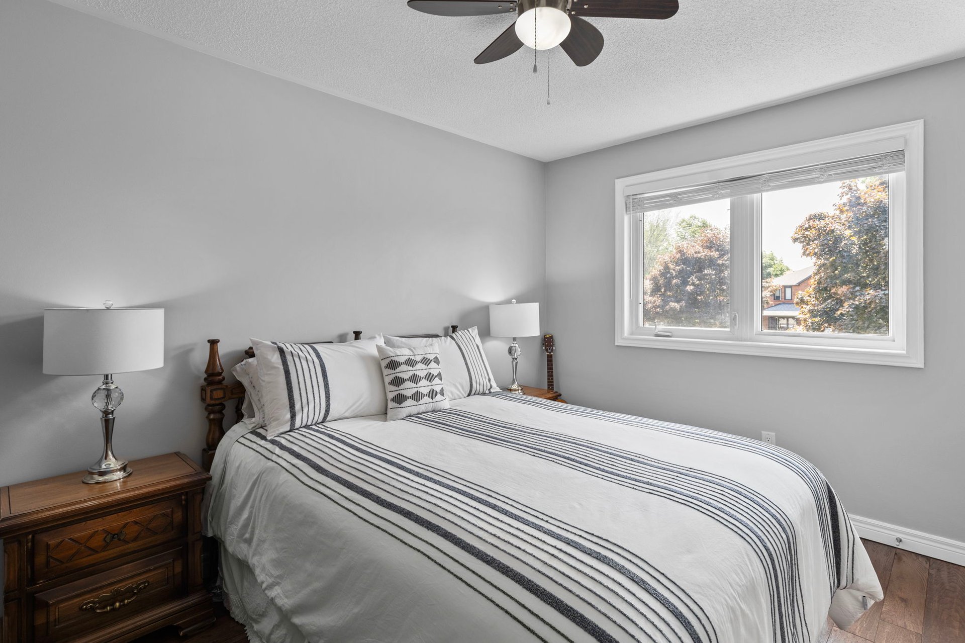 90 Bishop Drive, Barrie