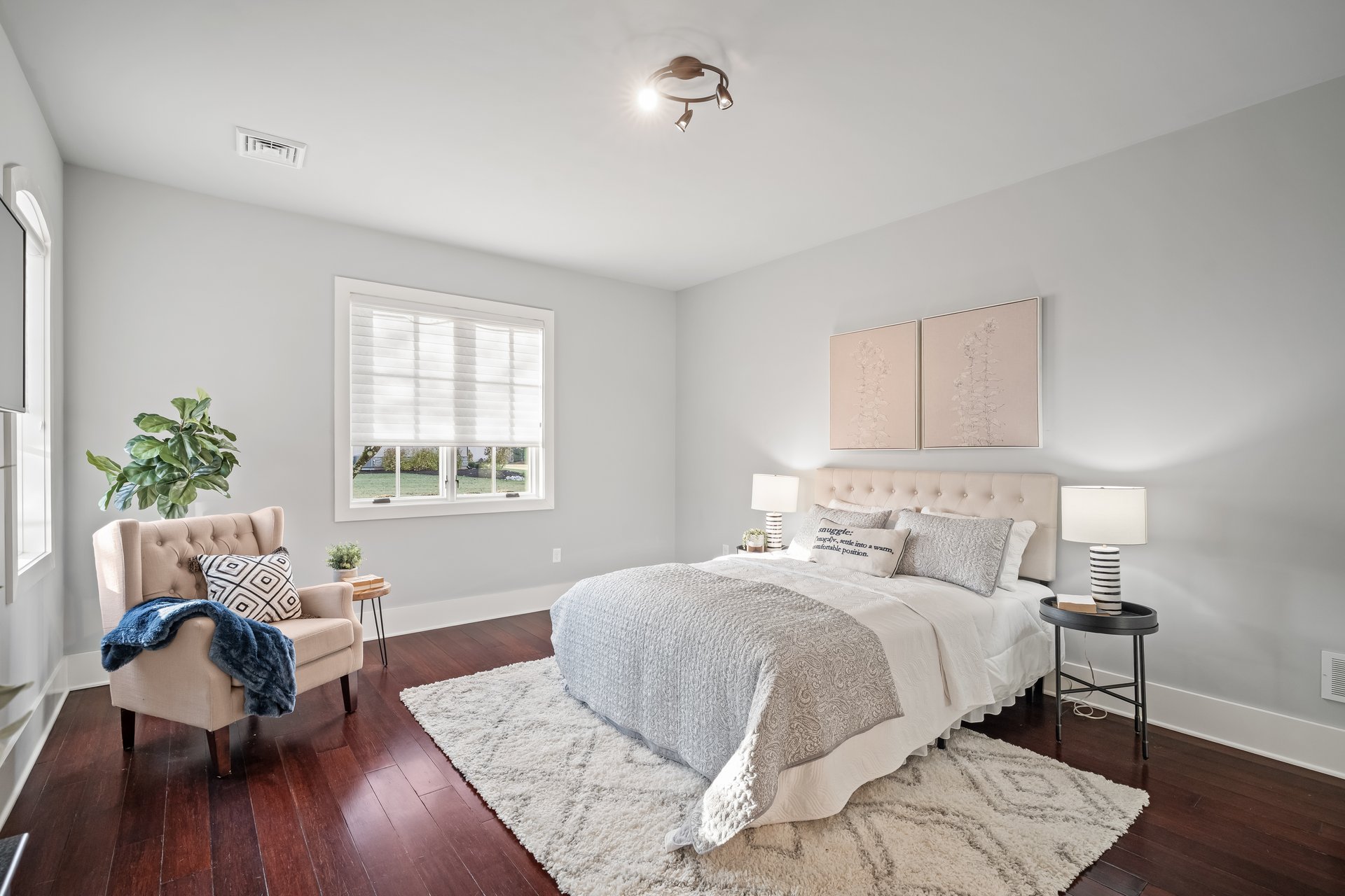 2687 Avenue Du Vlg