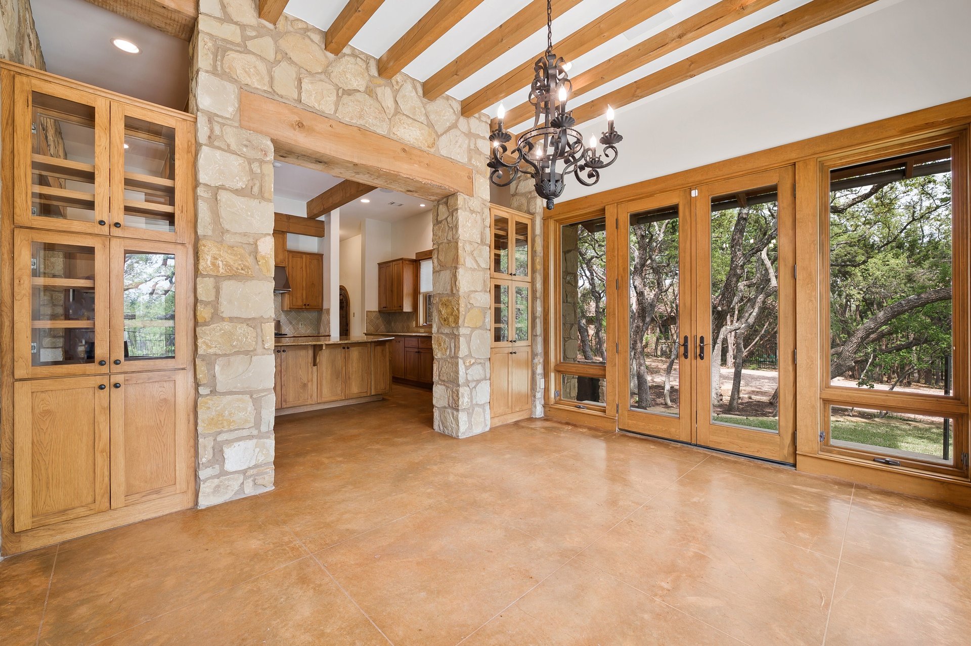 16009 Pontevedra Place
