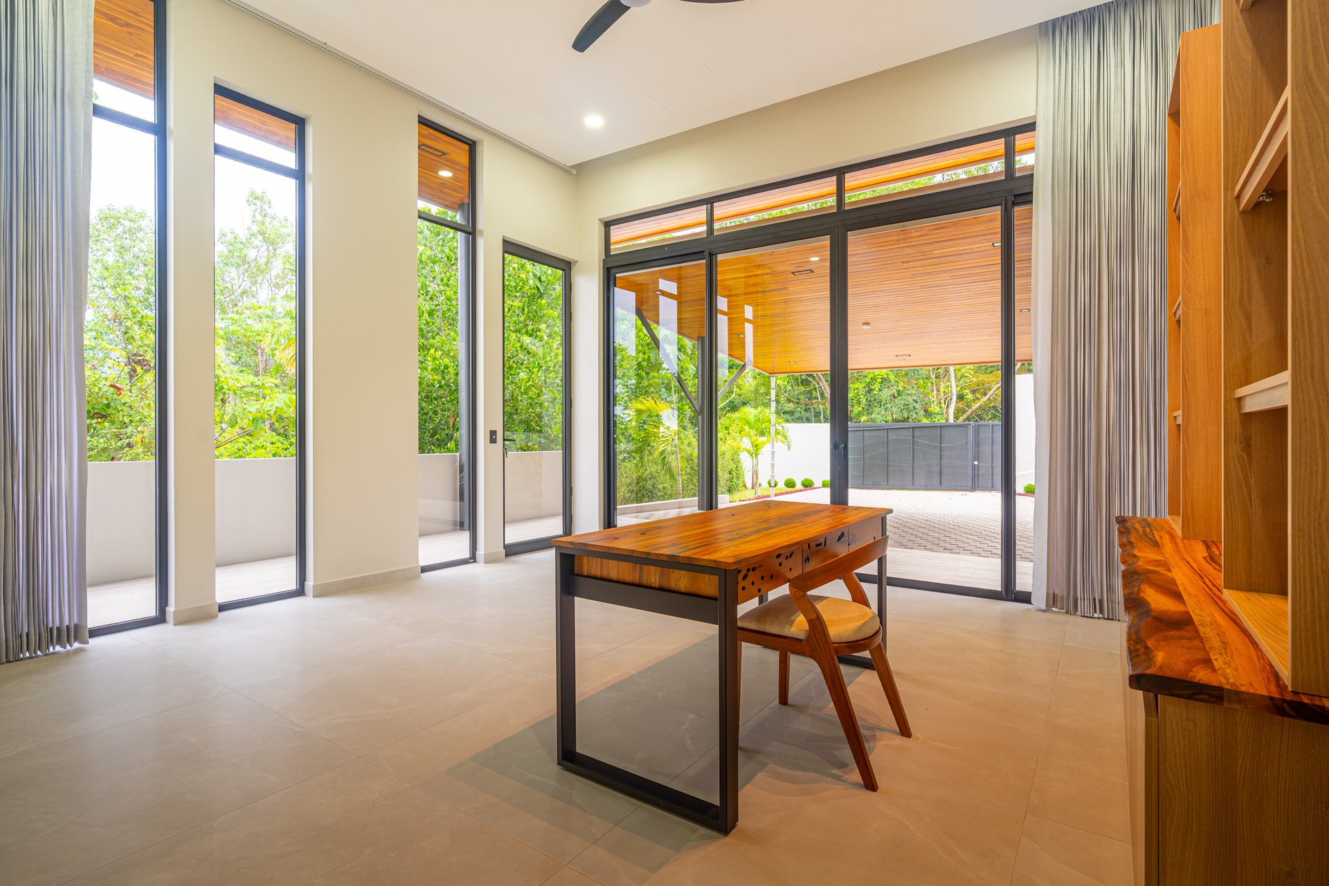 Lion's Gate Sunset Estate