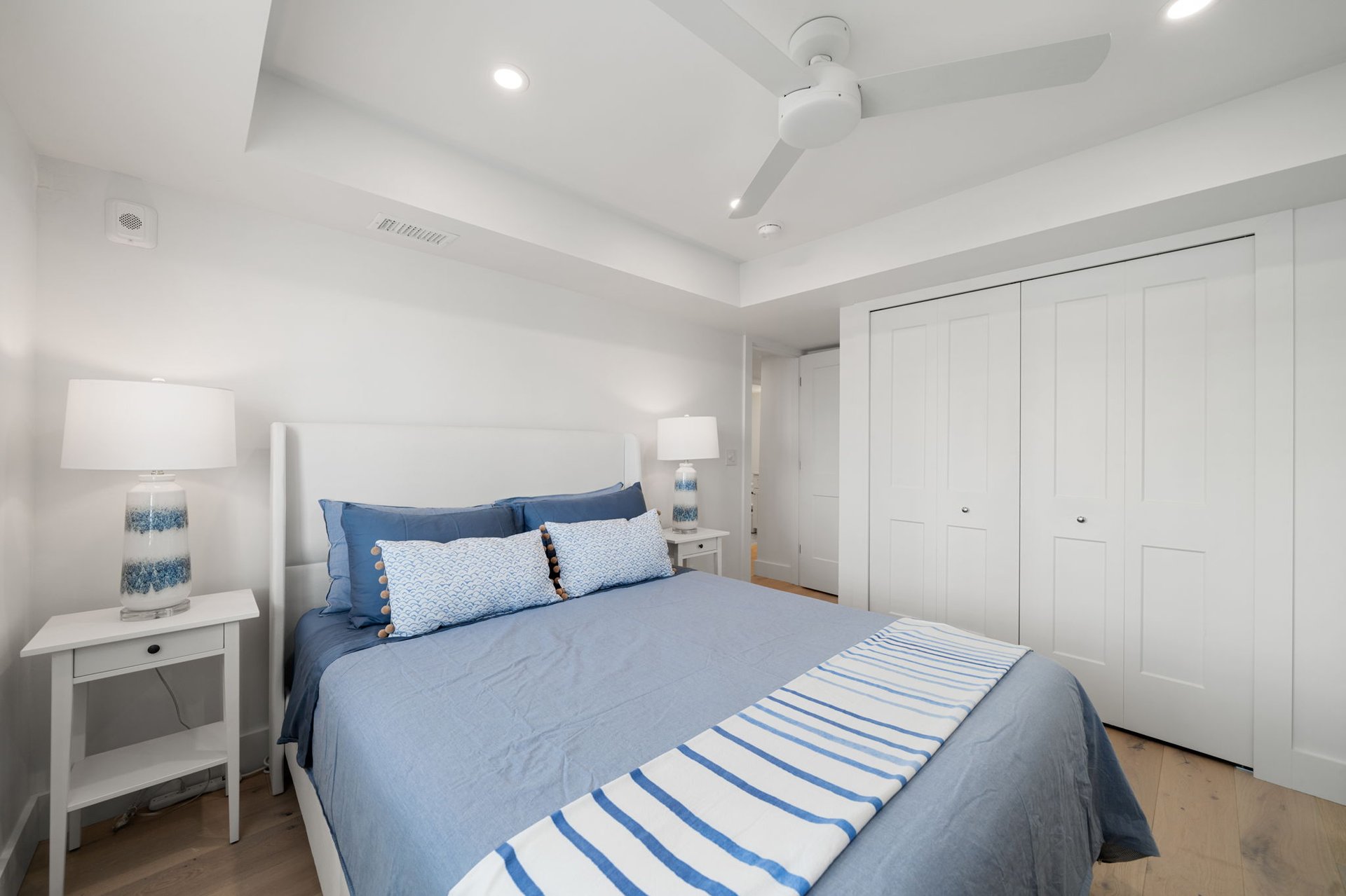 SURFSIDE 301