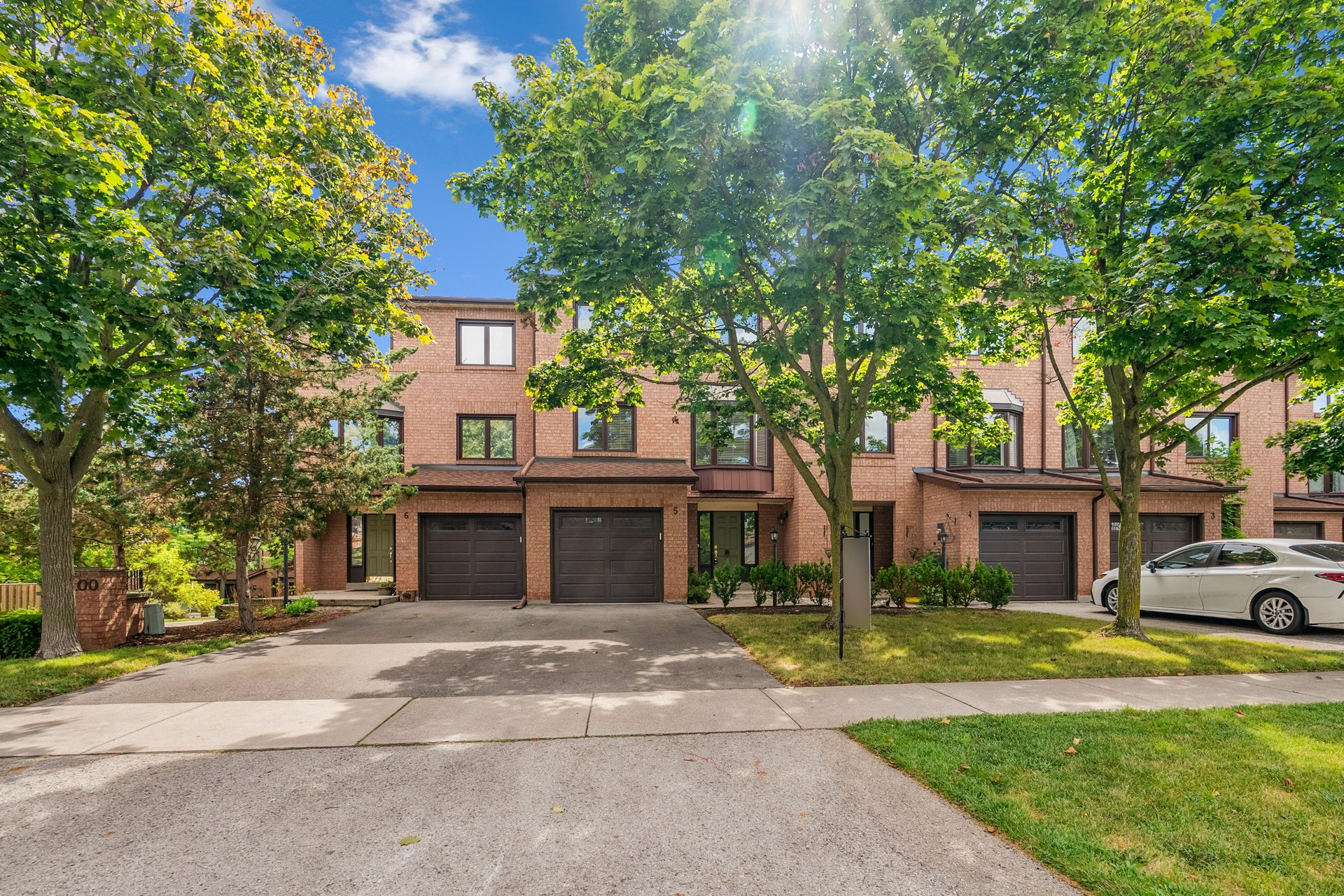 Spacious 3 Bedroom Townhome in College Park