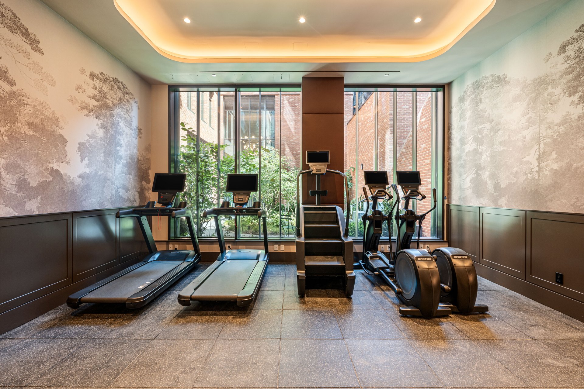525 Sixth Avenue - The Village West