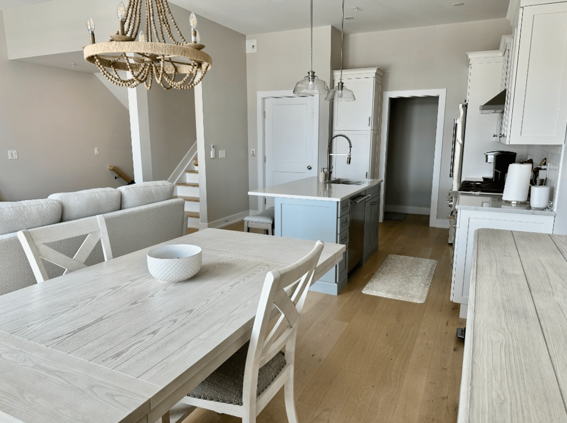 2600 Long Beach Blvd, Buccaneer Unit 10