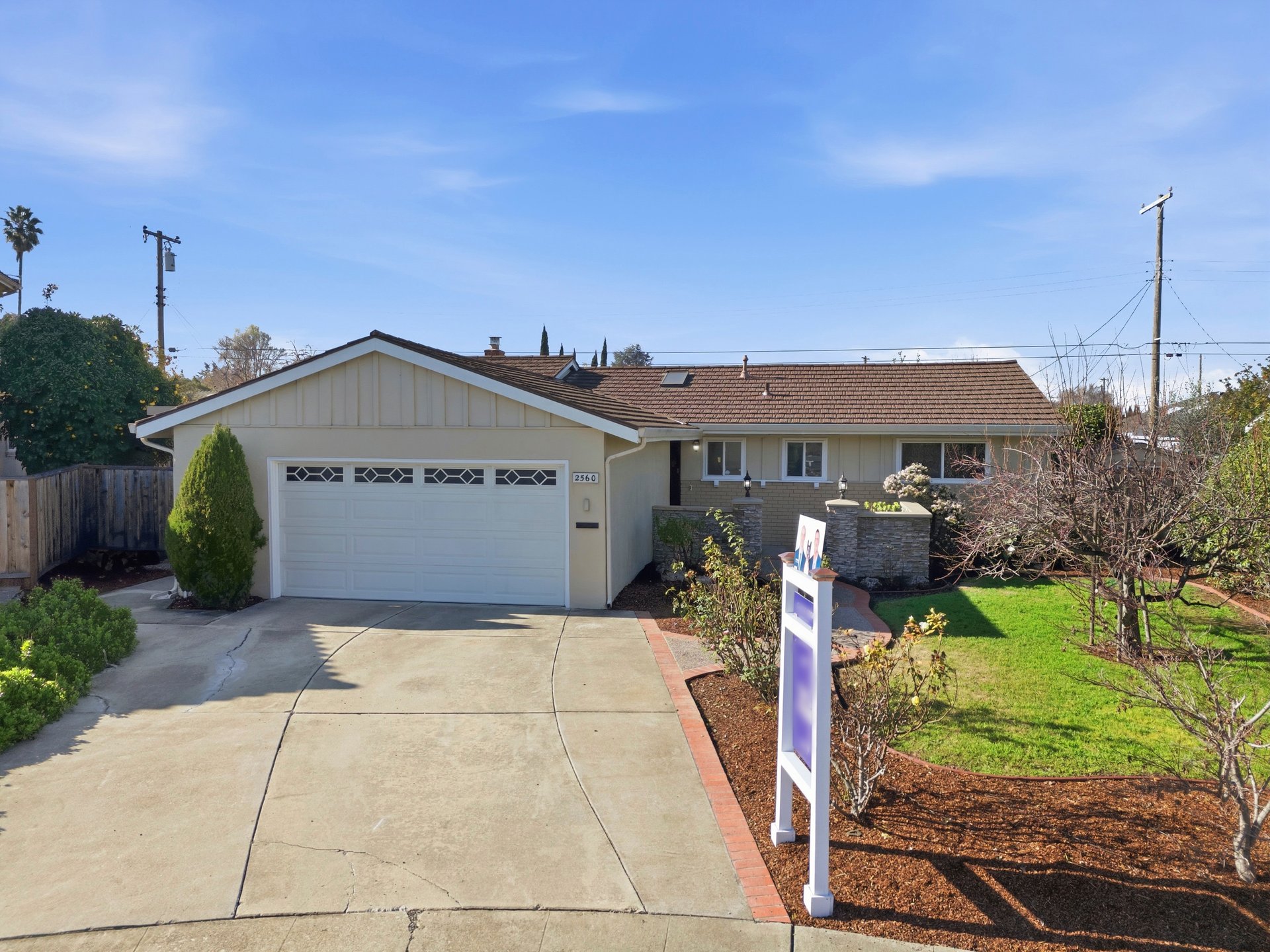 2560 Elliot Court