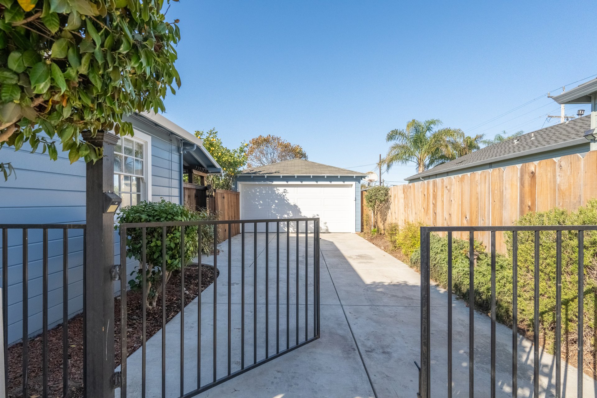 Charming Salinas Home and Garden