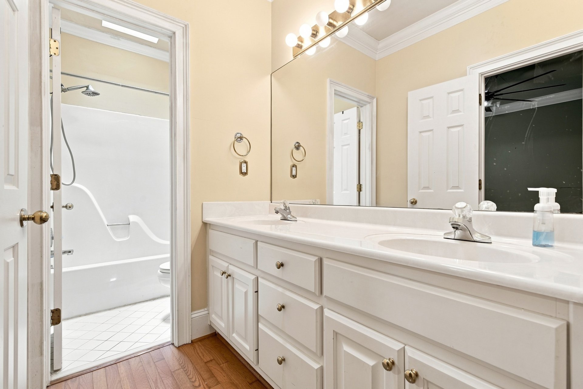 Where Luxury Meets the View on Monte Sano