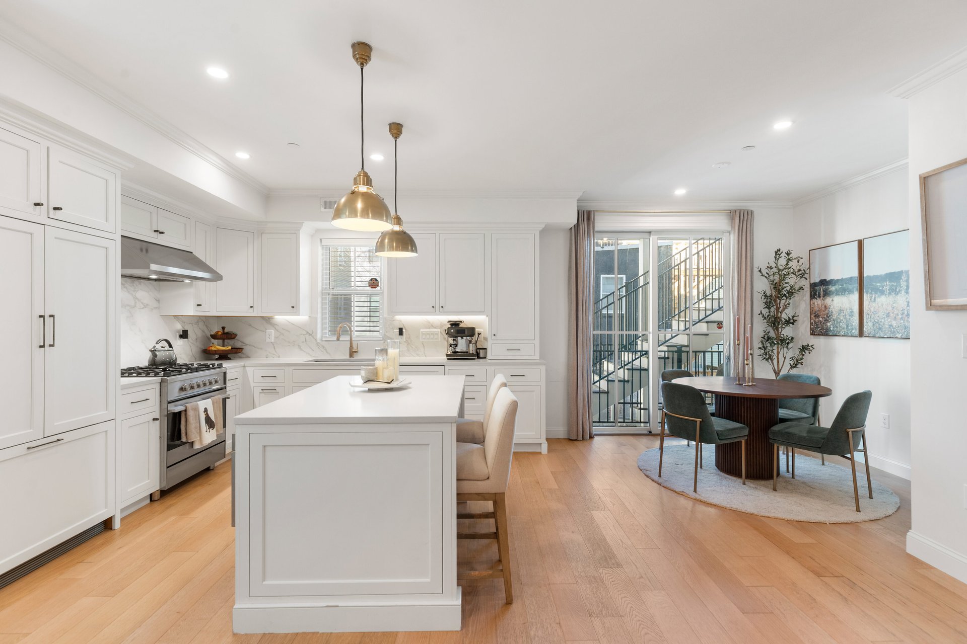 64 Baxter St #1