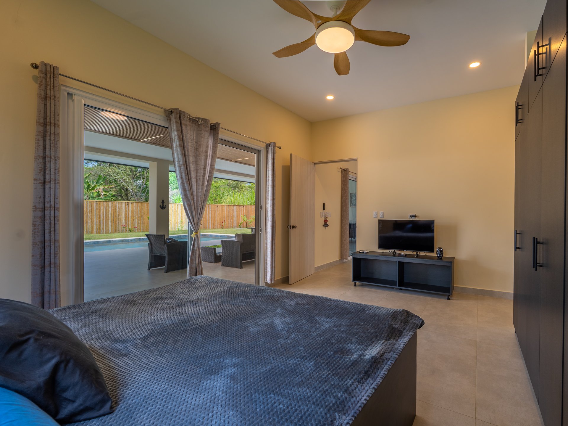 Refined Tropical Home in Uvita, Costa Rica | Walk to Beach & Parque Nacional Marino Ballena
