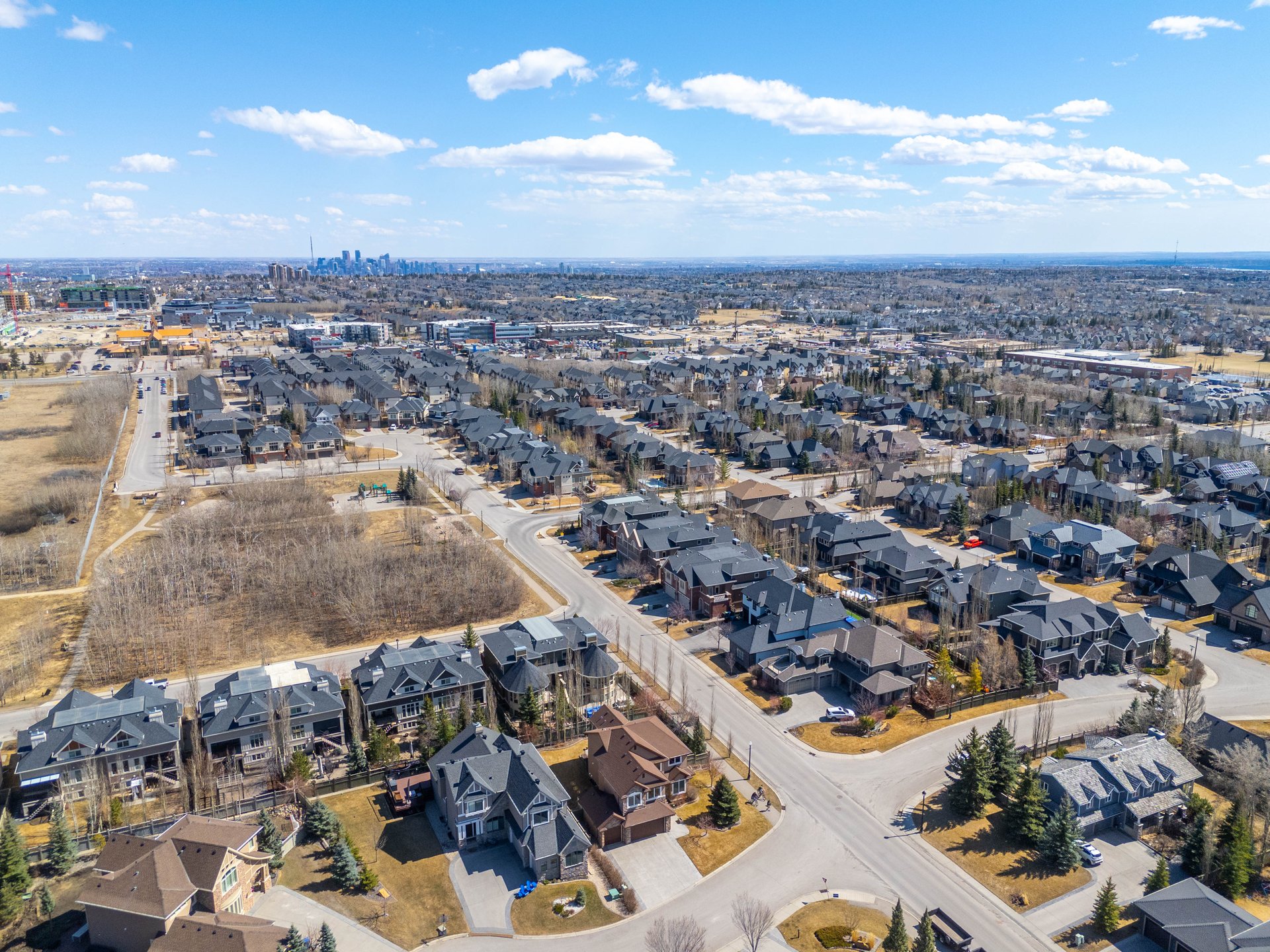 123 Wentworth Court SW