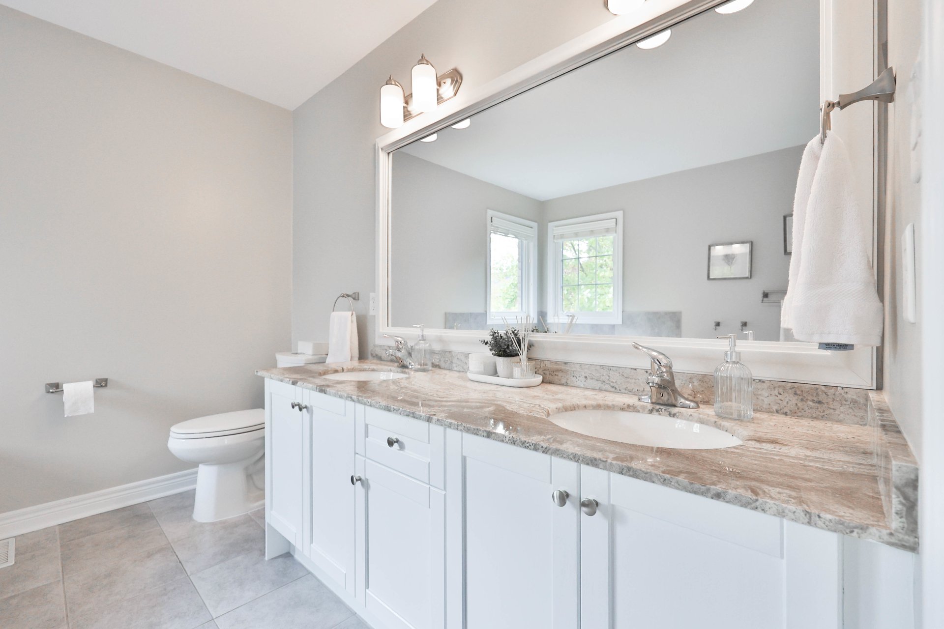 3262 Skipton Lane, Oakville