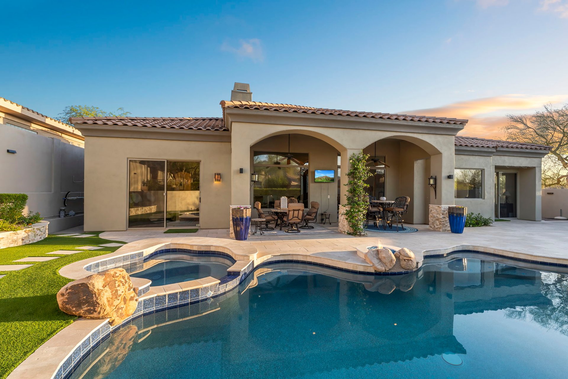10952 E KORA Lane