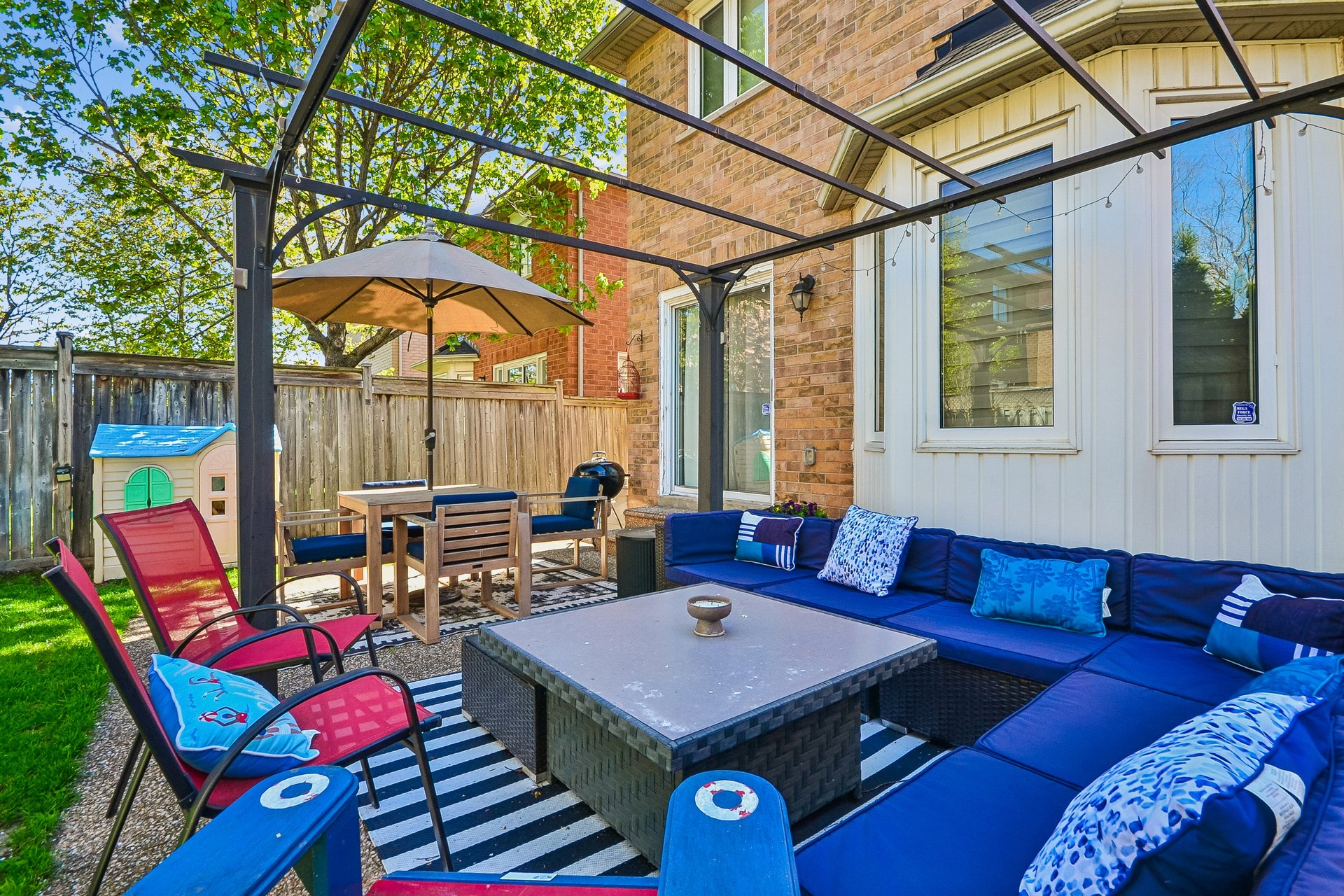 Spacious 3-Bedroom Detached Home in Westmount